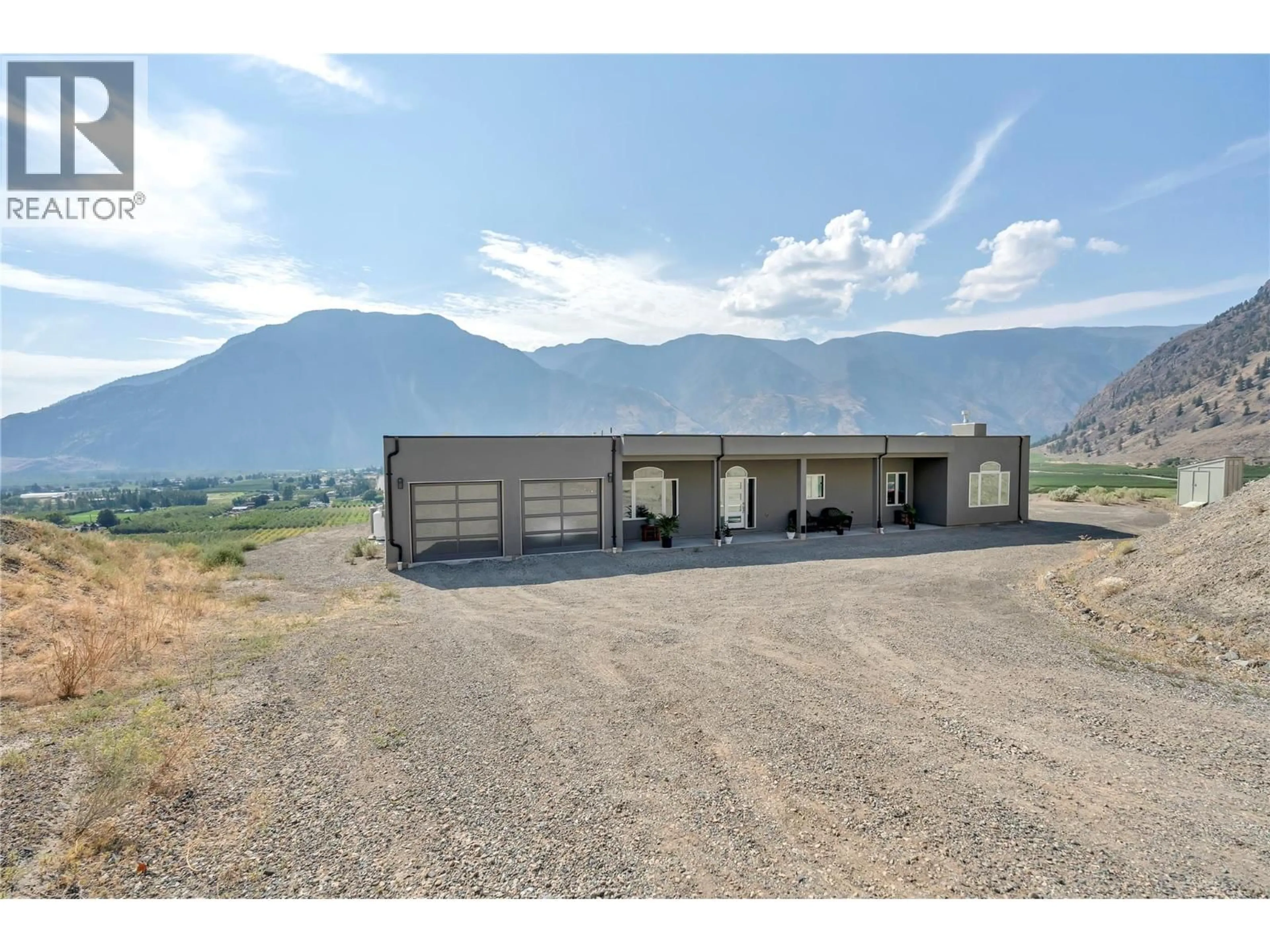 Indoor garage for 195 PIN CUSHION TRAIL, Keremeos British Columbia V0X1N4