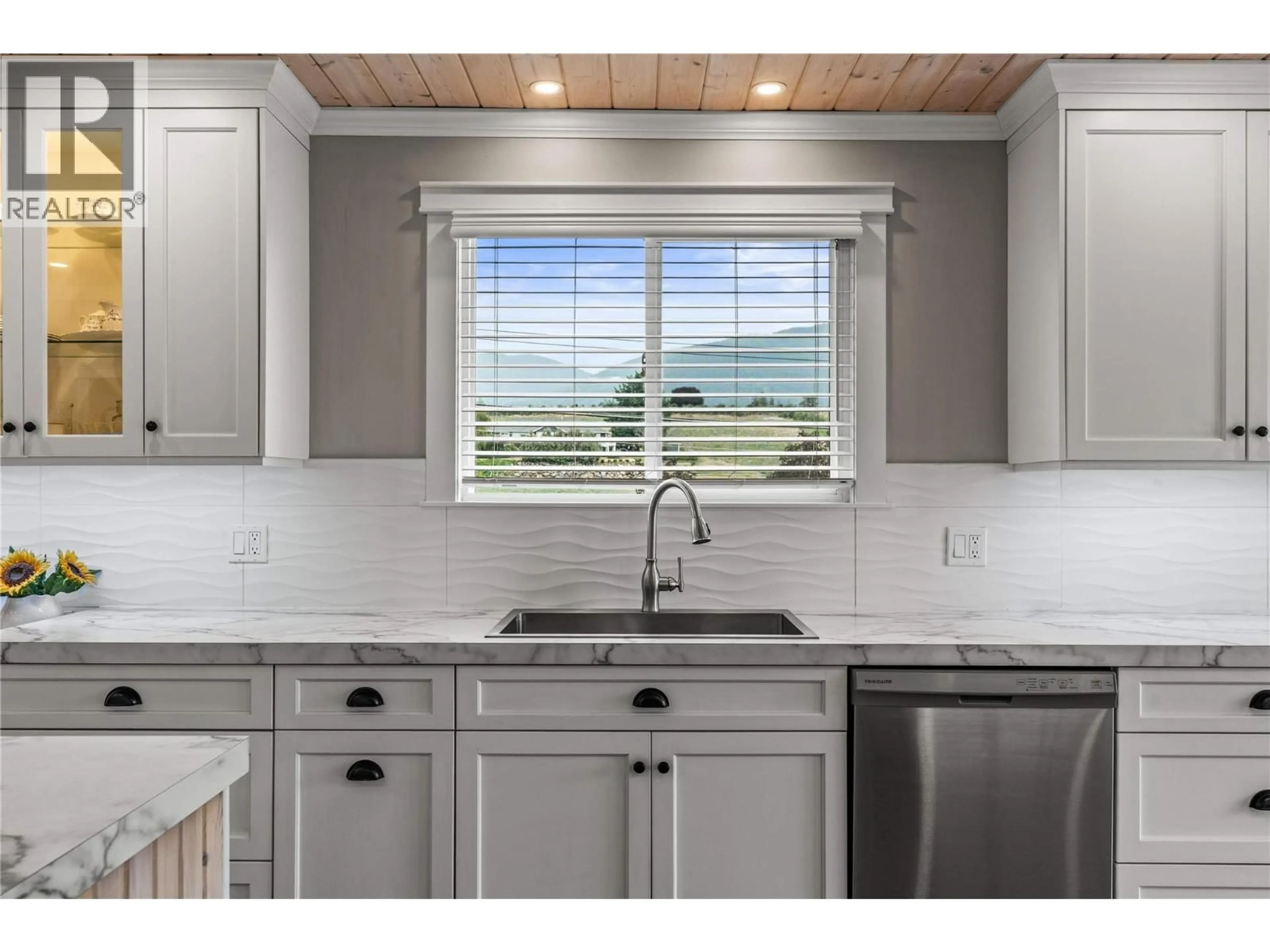 Open concept kitchen, ceramic/tile floor for 5861 RIMER ROAD, Vernon British Columbia V1B3L3