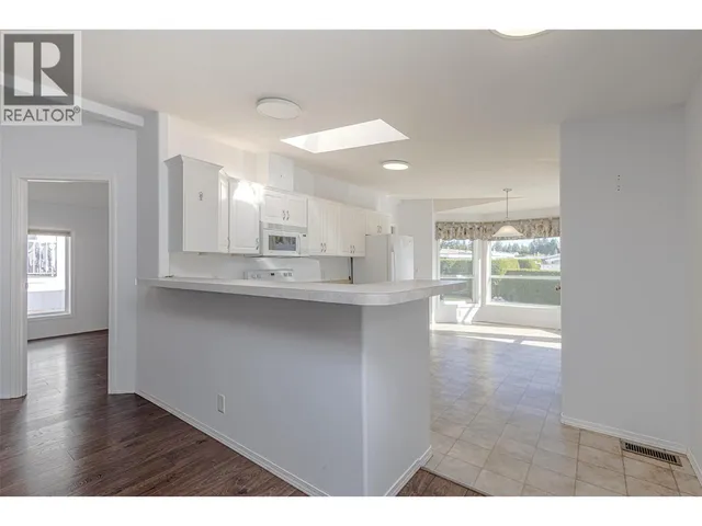 209 - 1850 SHANNON LAKE ROAD, West Kelowna 2