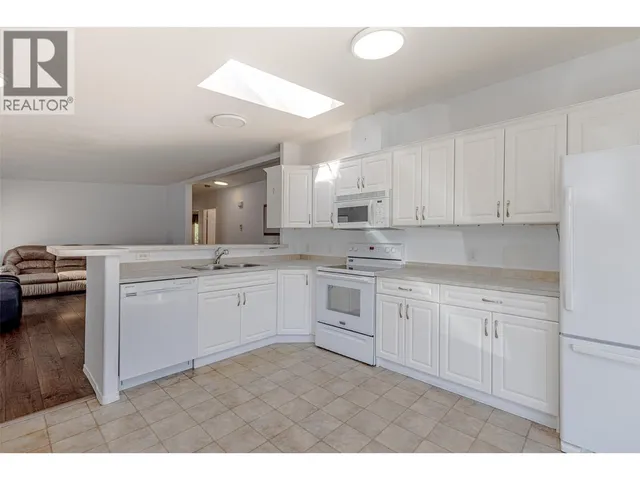 209 - 1850 SHANNON LAKE ROAD, West Kelowna 4