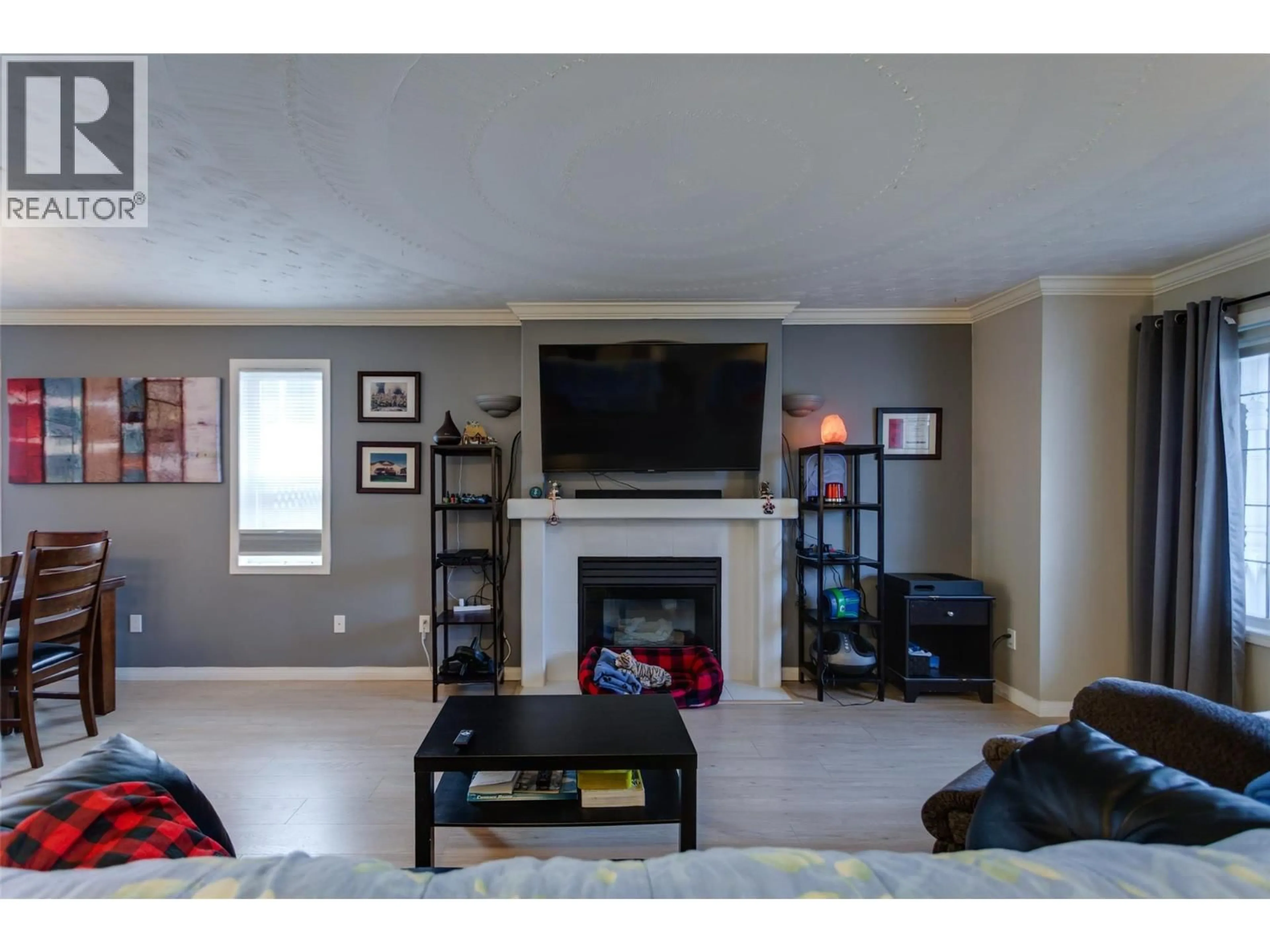 Living room with furniture, unknown for 54 - 6100 OLD VERNON ROAD, Kelowna British Columbia V1X7T8