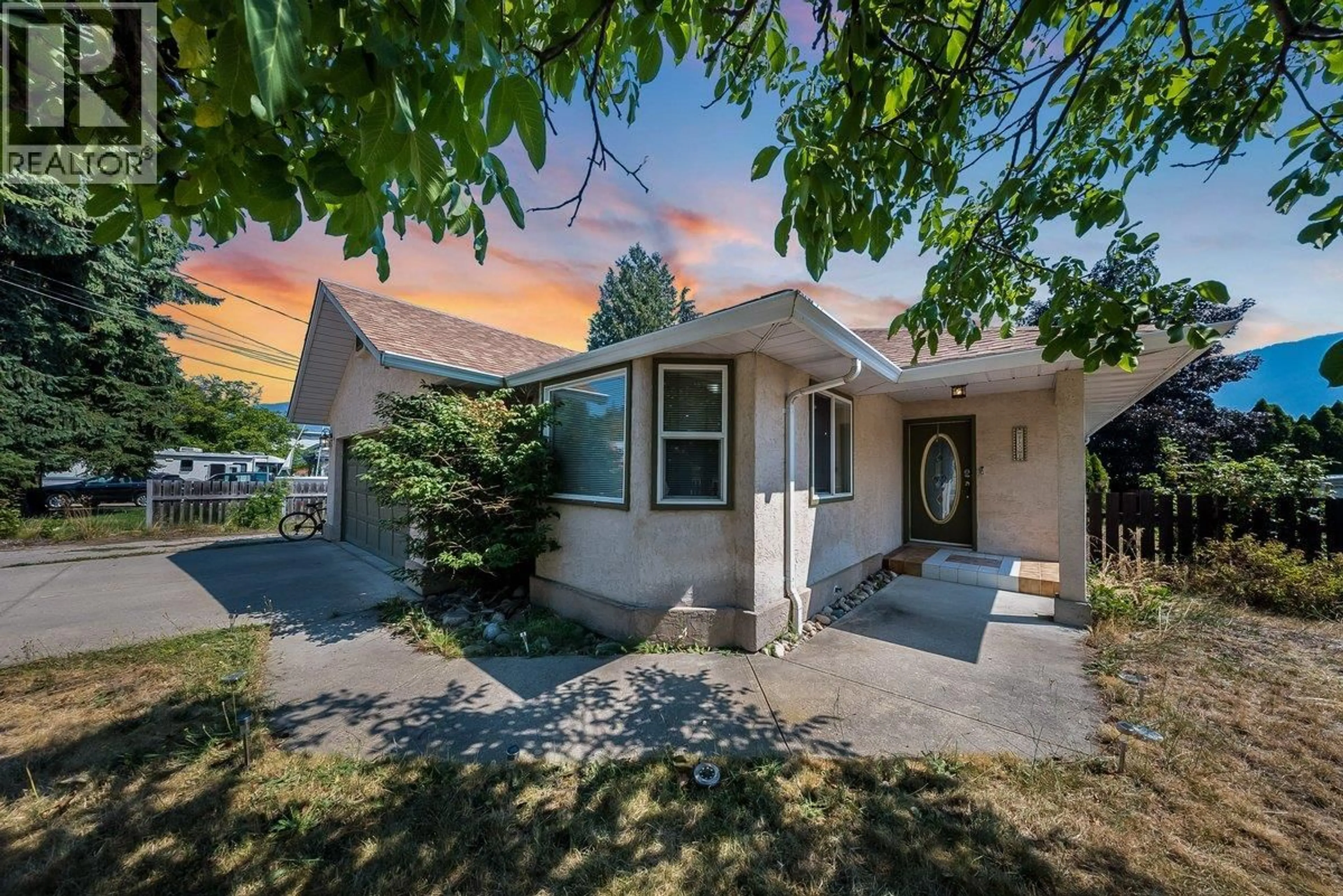 Unknown for 2507 COLUMBIA AVENUE, Castlegar British Columbia V1N2X4