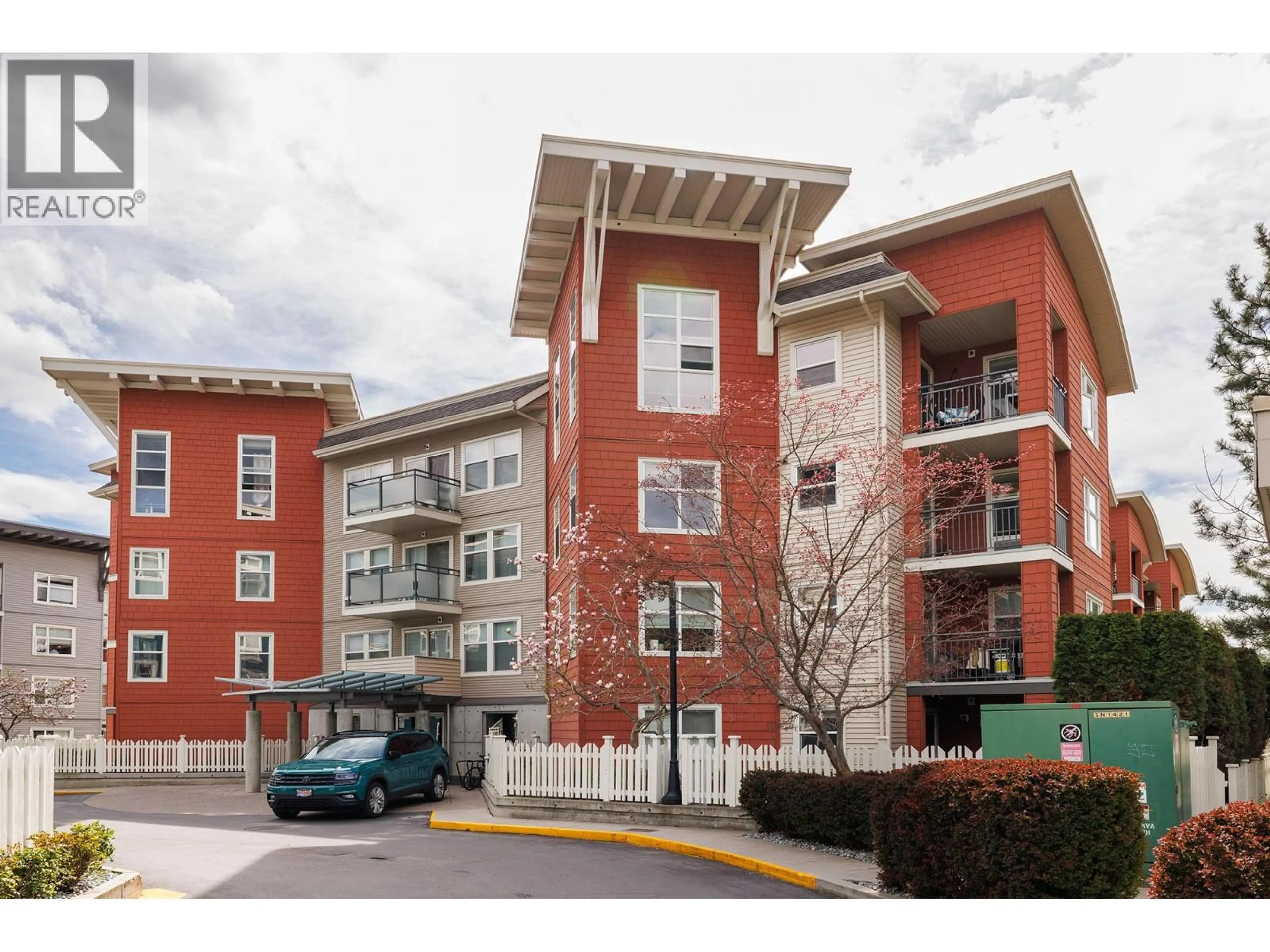 Unknown for 206 - 555 YATES ROAD, Kelowna British Columbia V1V2V2