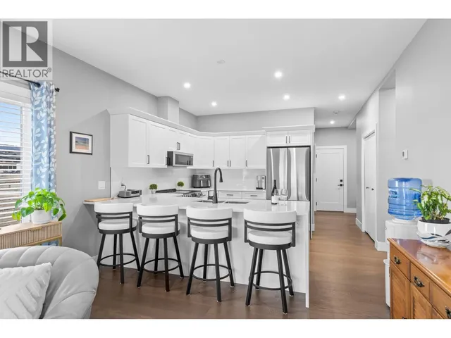3763 ST. JAMES DRIVE, West Kelowna 5