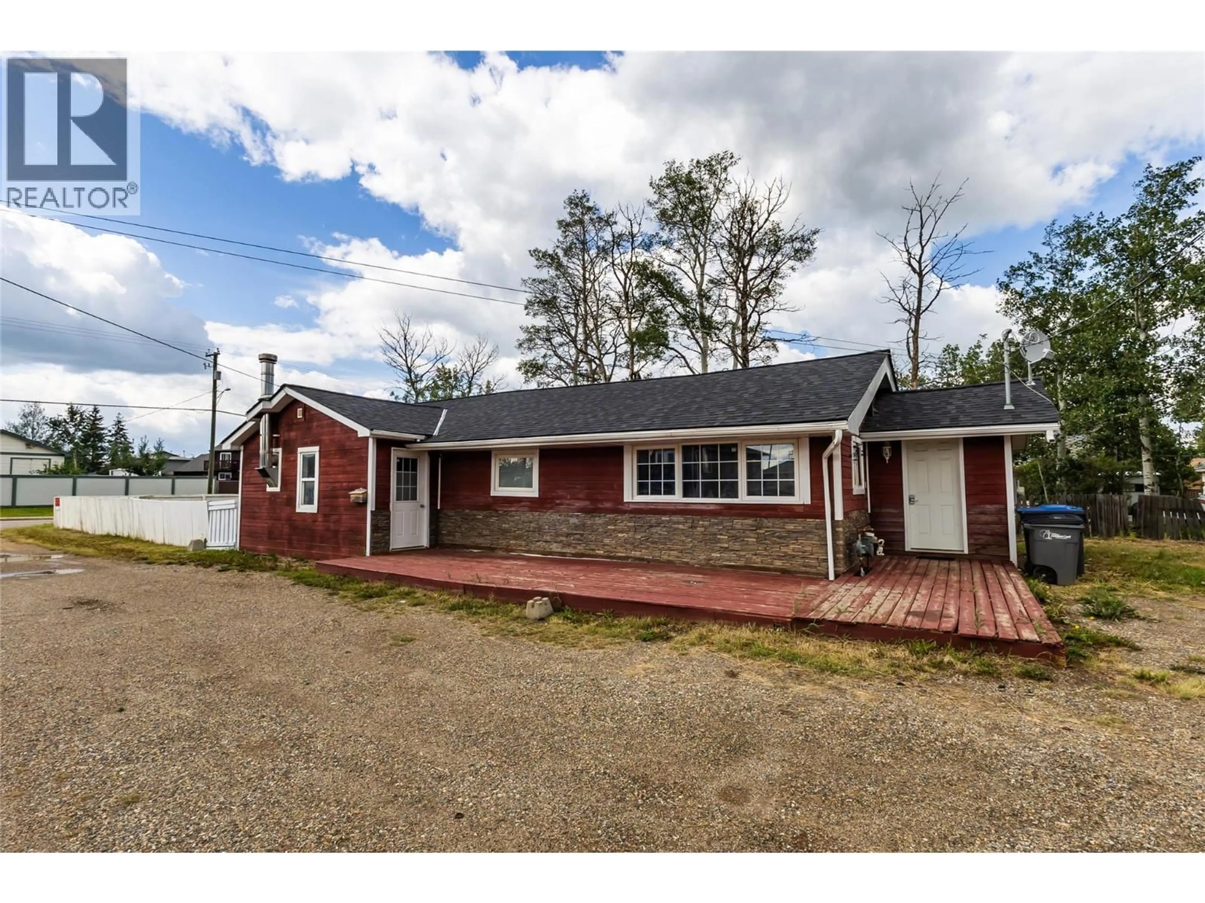 Unknown for 10744 17 STREET, Dawson Creek British Columbia V1G4C5