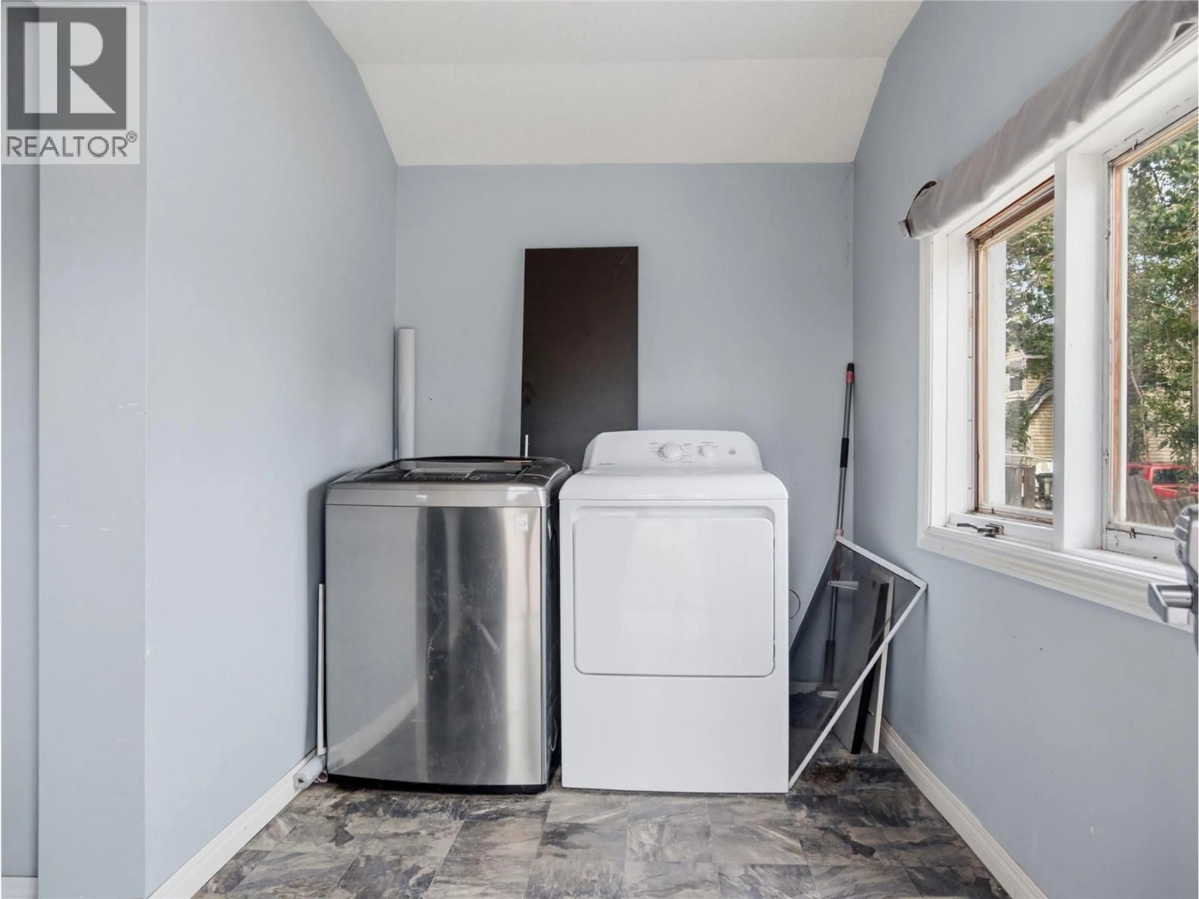 Laundry room for 10744 17 STREET, Dawson Creek British Columbia V1G4C5