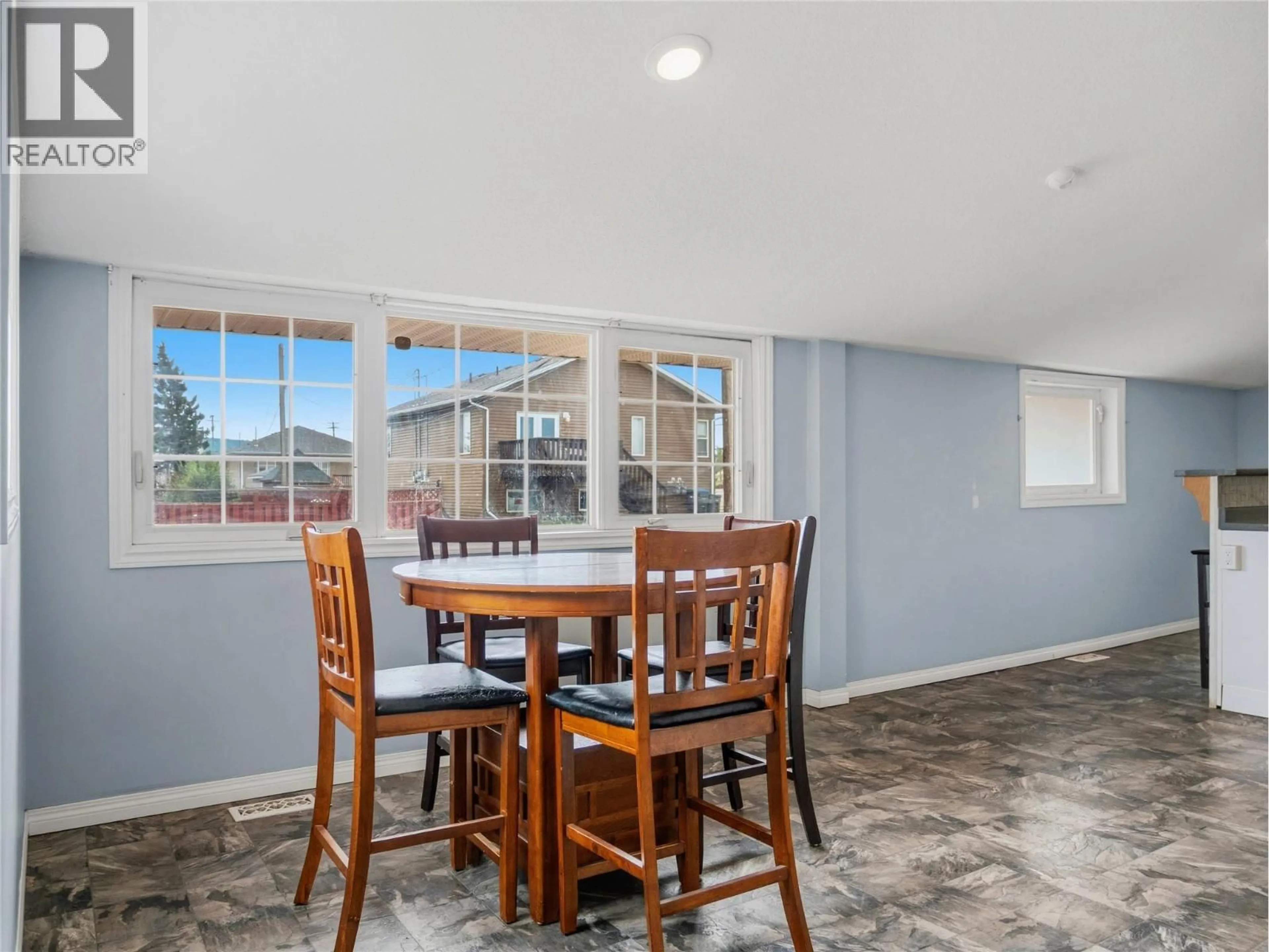 Dining room, unknown for 10744 17 STREET, Dawson Creek British Columbia V1G4C5