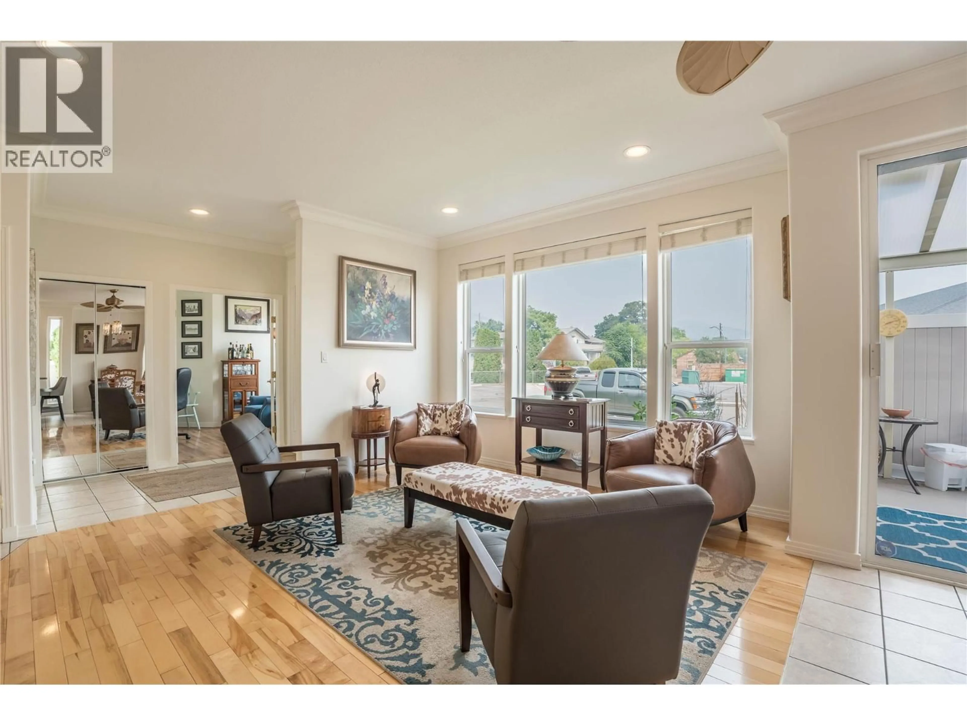 Living room with furniture, unknown for 1 - 10505 ELLIOT STREET, Summerland British Columbia V0H1Z0