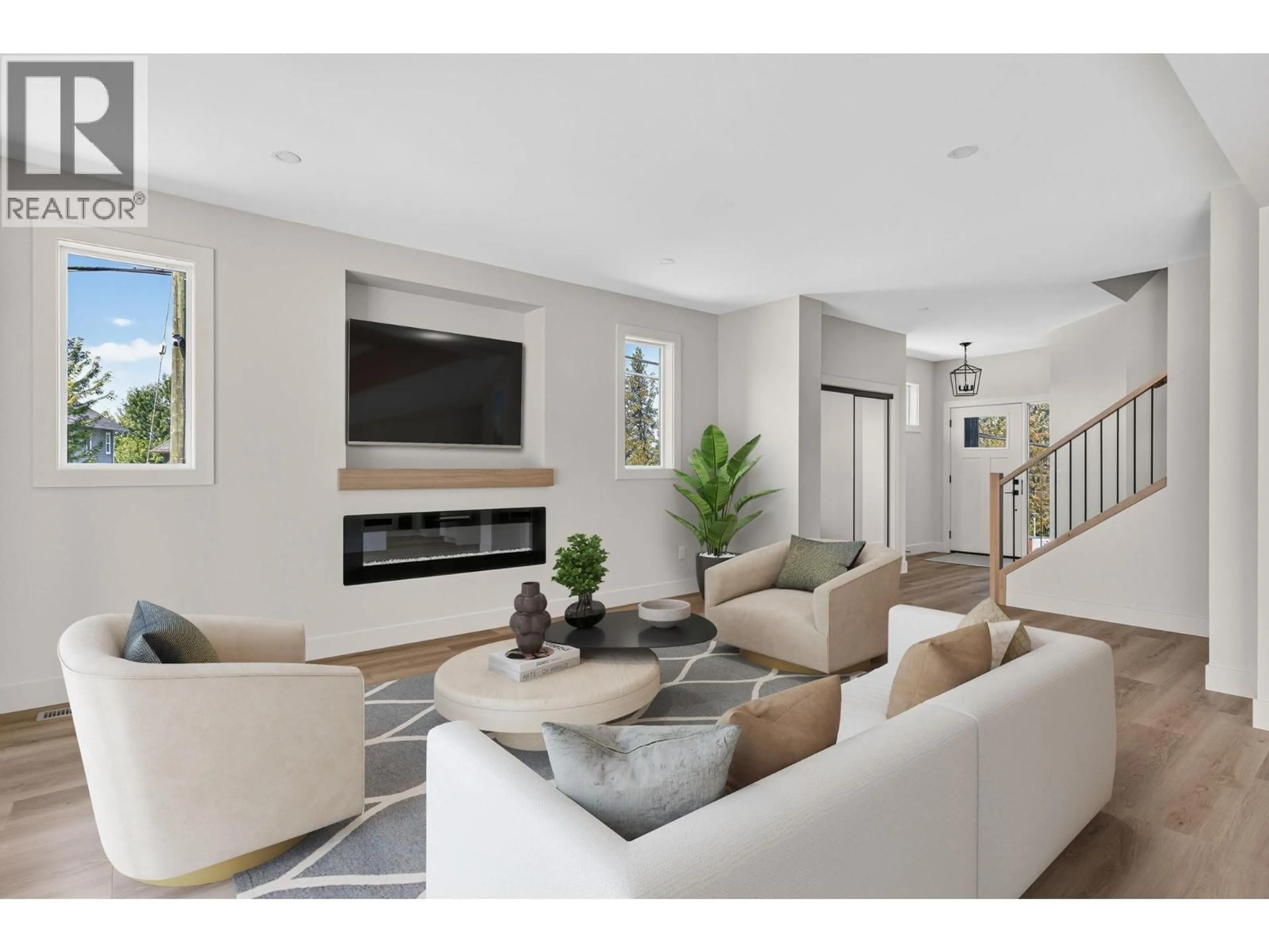 Living room with furniture, unknown for 485 SHEILA CRESCENT, Kelowna British Columbia V1W4L8