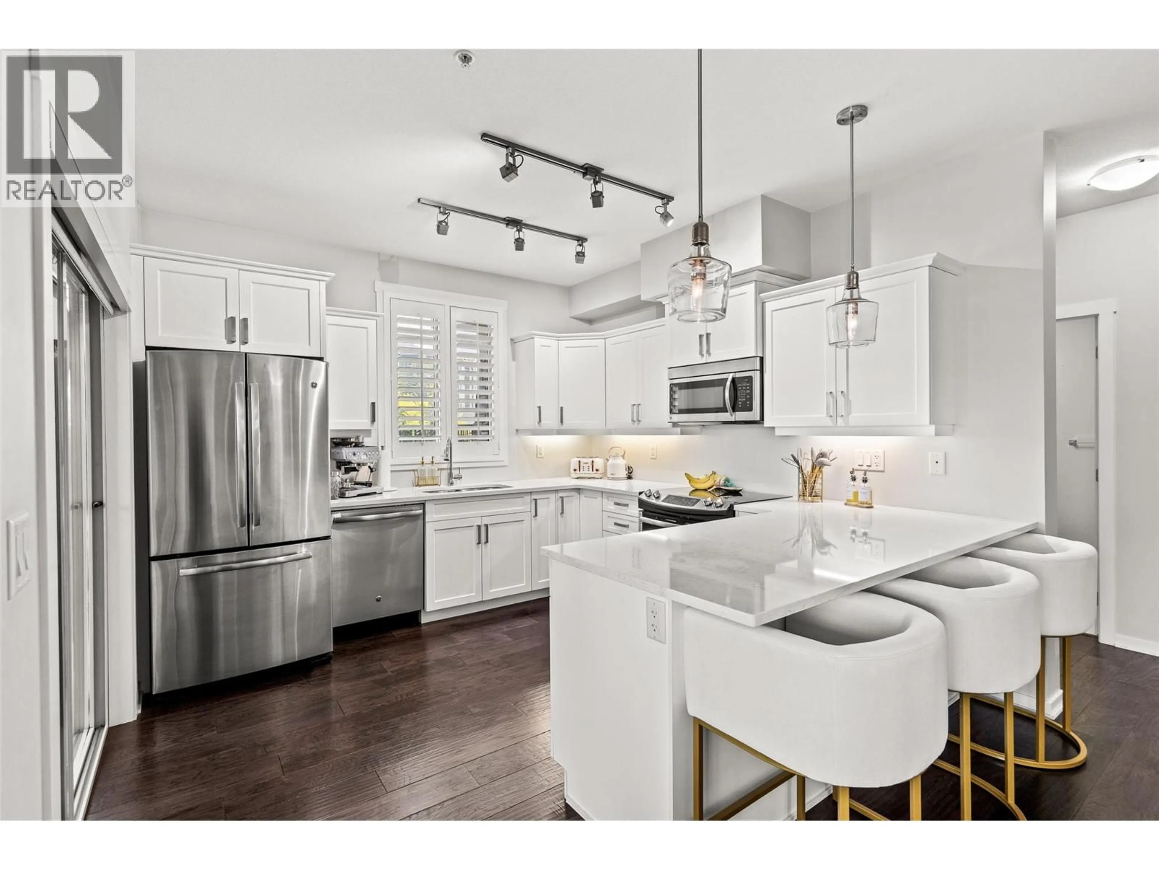 Open concept kitchen, unknown for 112 - 3731 CASORSO ROAD, Kelowna British Columbia V1W5E9