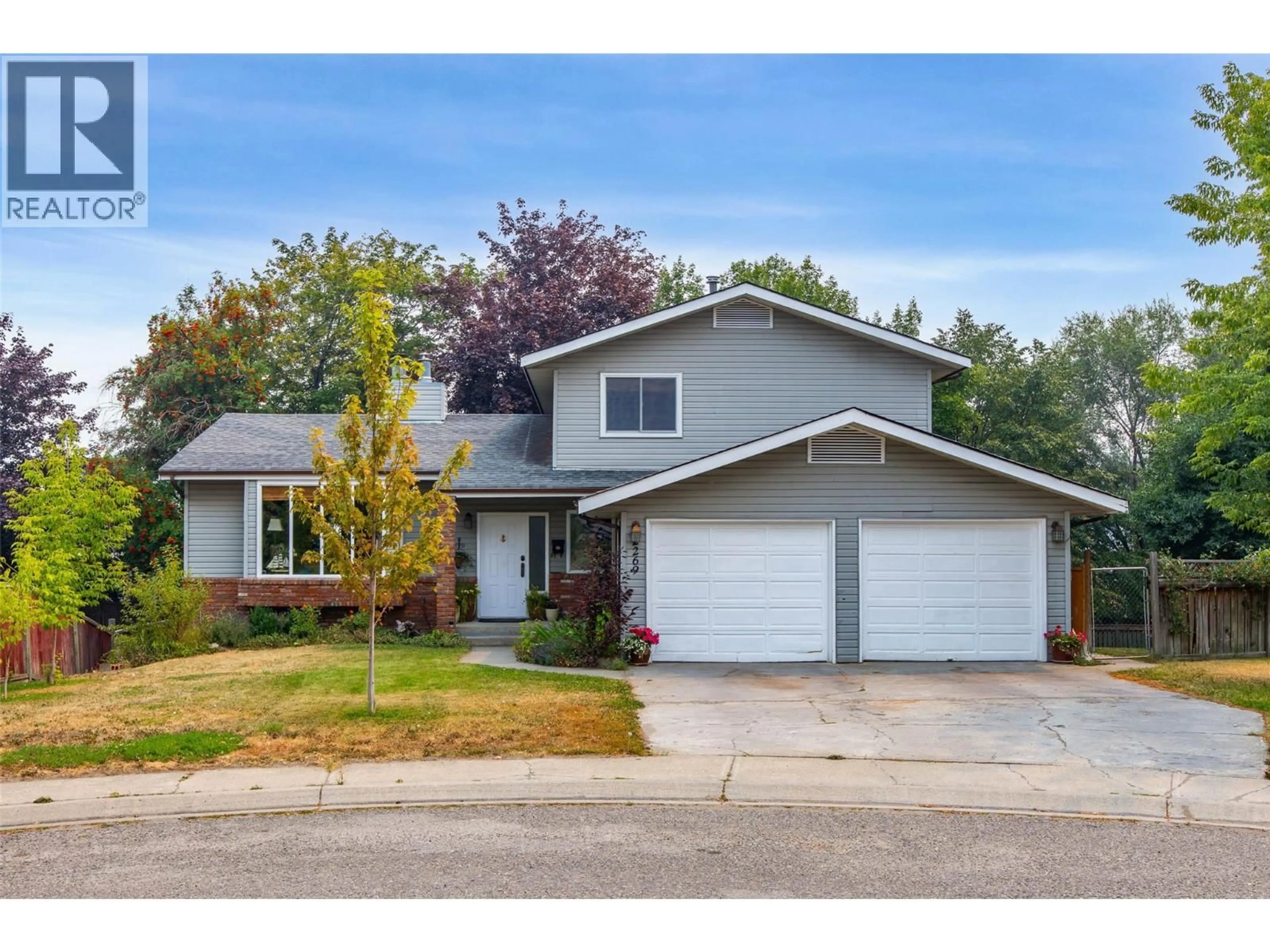 Home with vinyl exterior material, street for 2269 BALFOUR COURT, Kamloops British Columbia V1S1H5