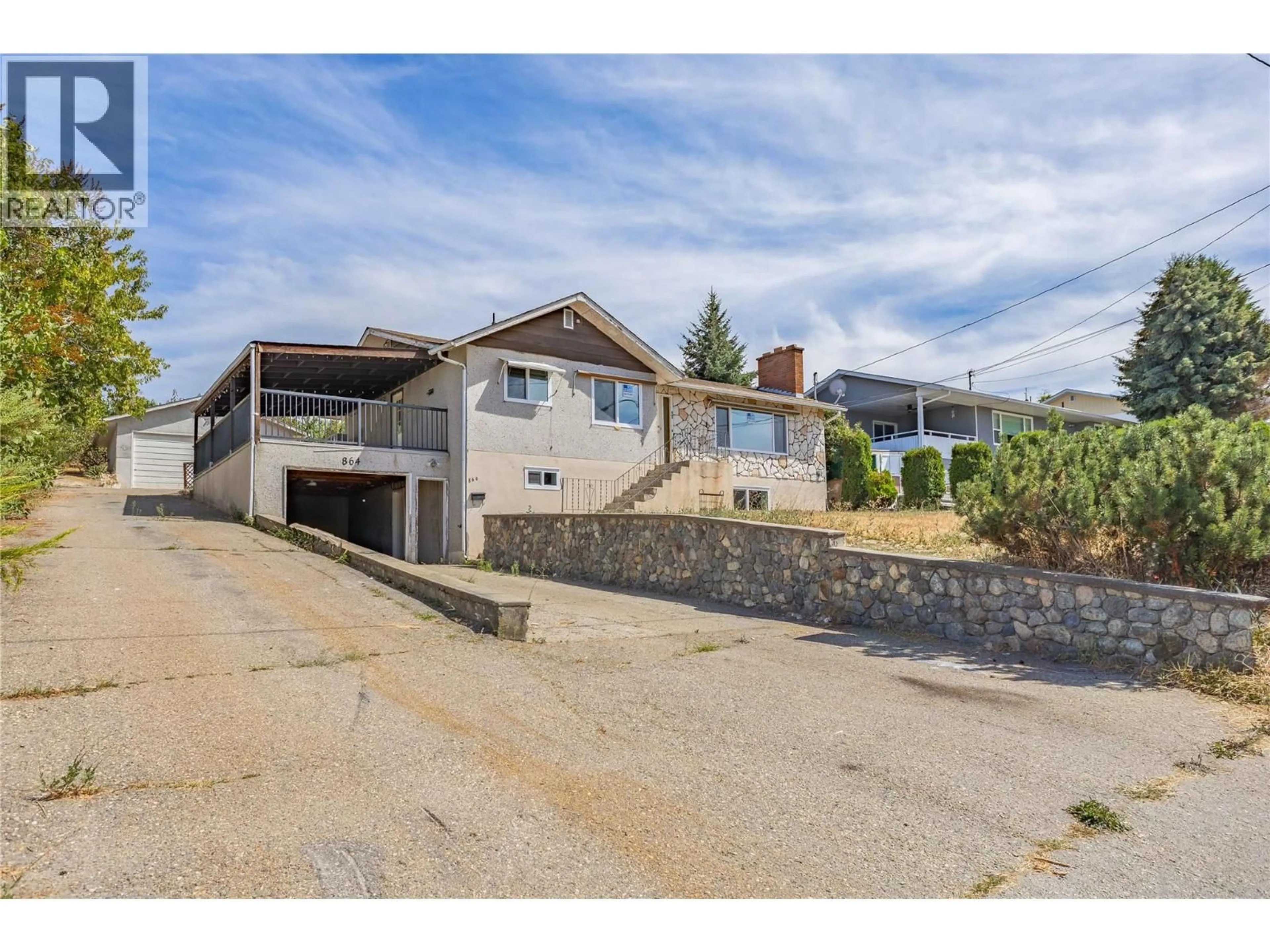 A pic from outside/outdoor area/front of a property/back of a property/a pic from drone, street for 864 MCKENZIE ROAD, Kelowna British Columbia V1X2B3