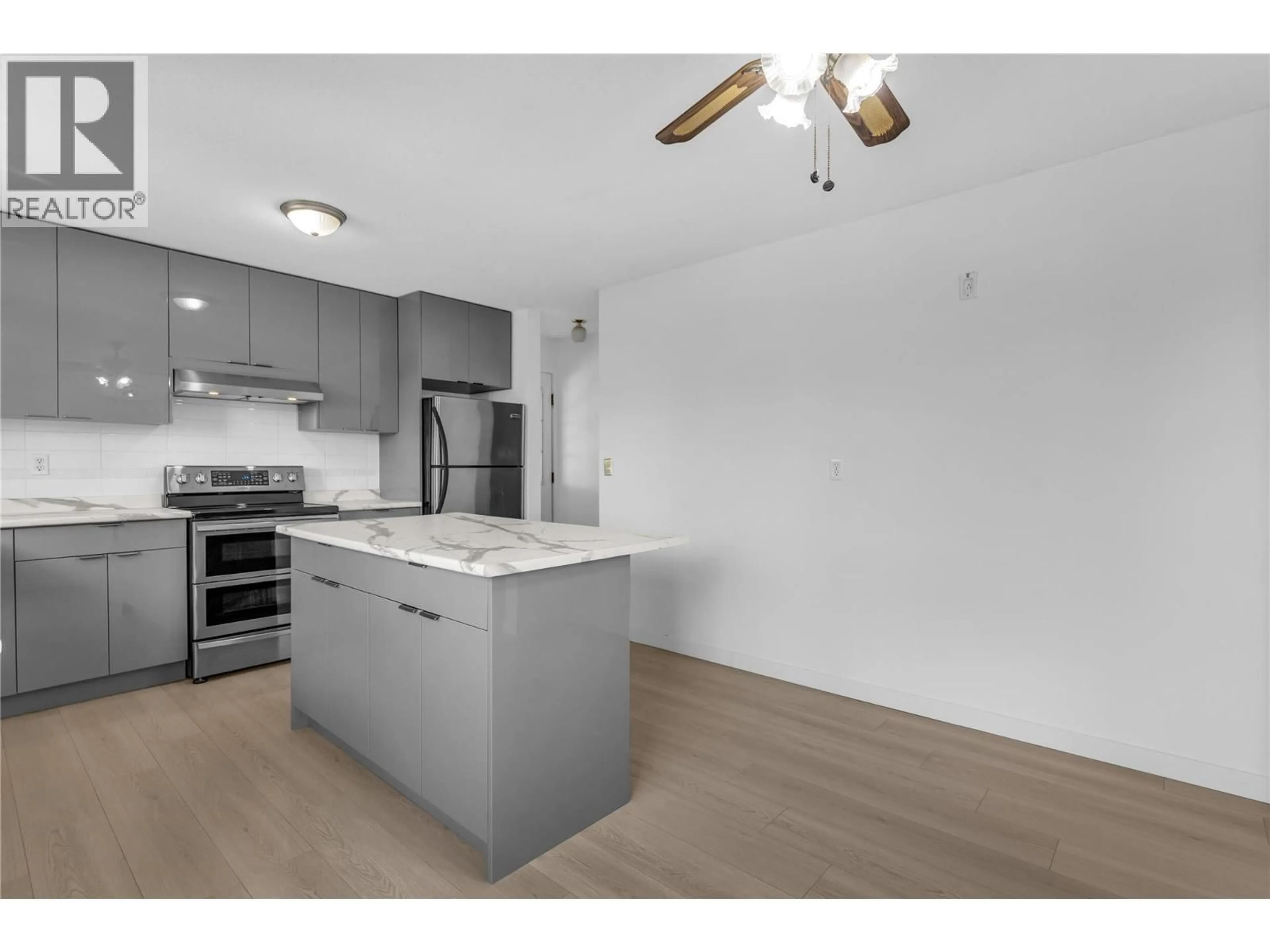 Unknown for 864 MCKENZIE ROAD, Kelowna British Columbia V1X2B3