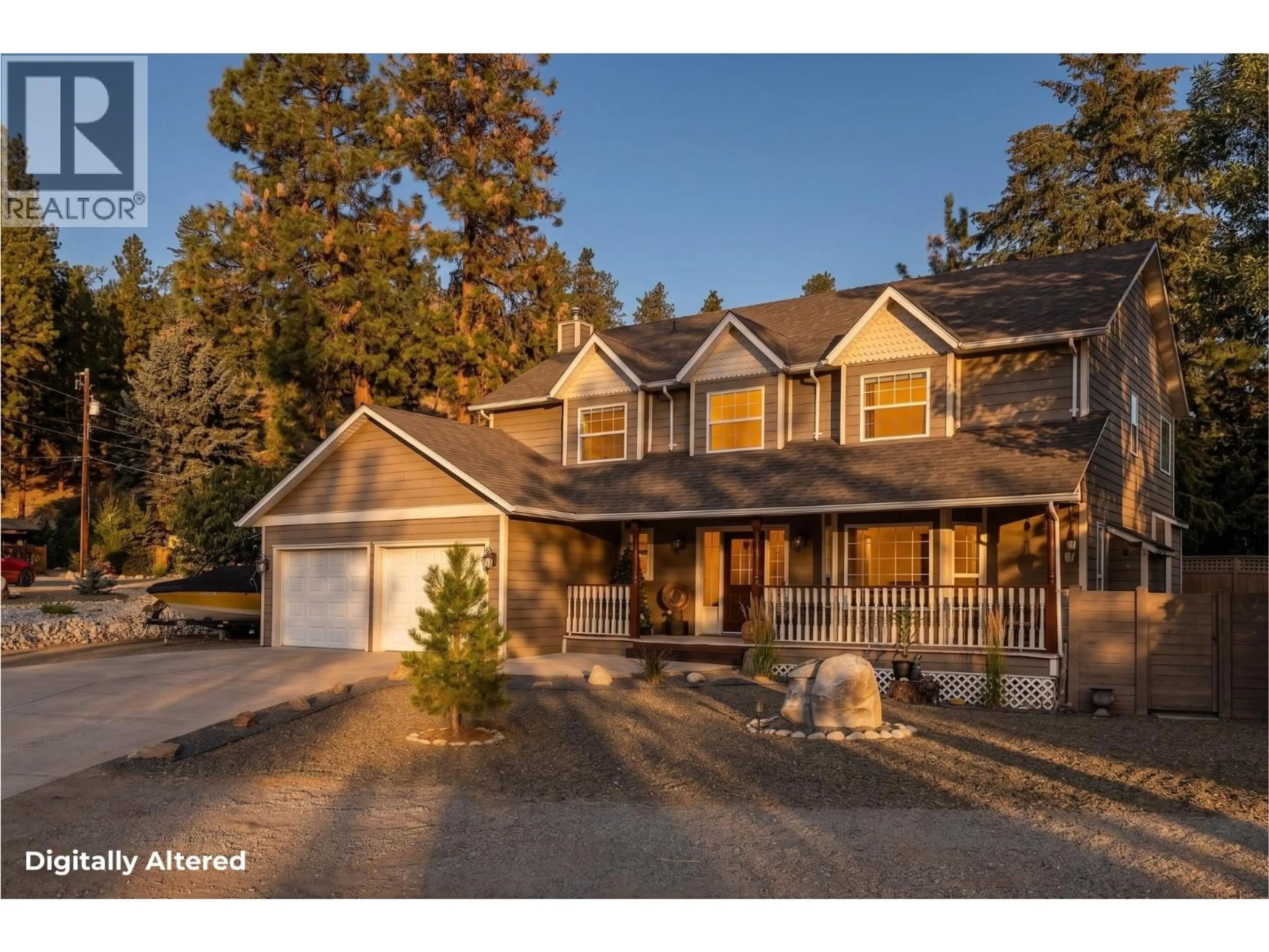 Home with vinyl exterior material, street for 4210 6TH AVENUE, Peachland British Columbia V0H1X5