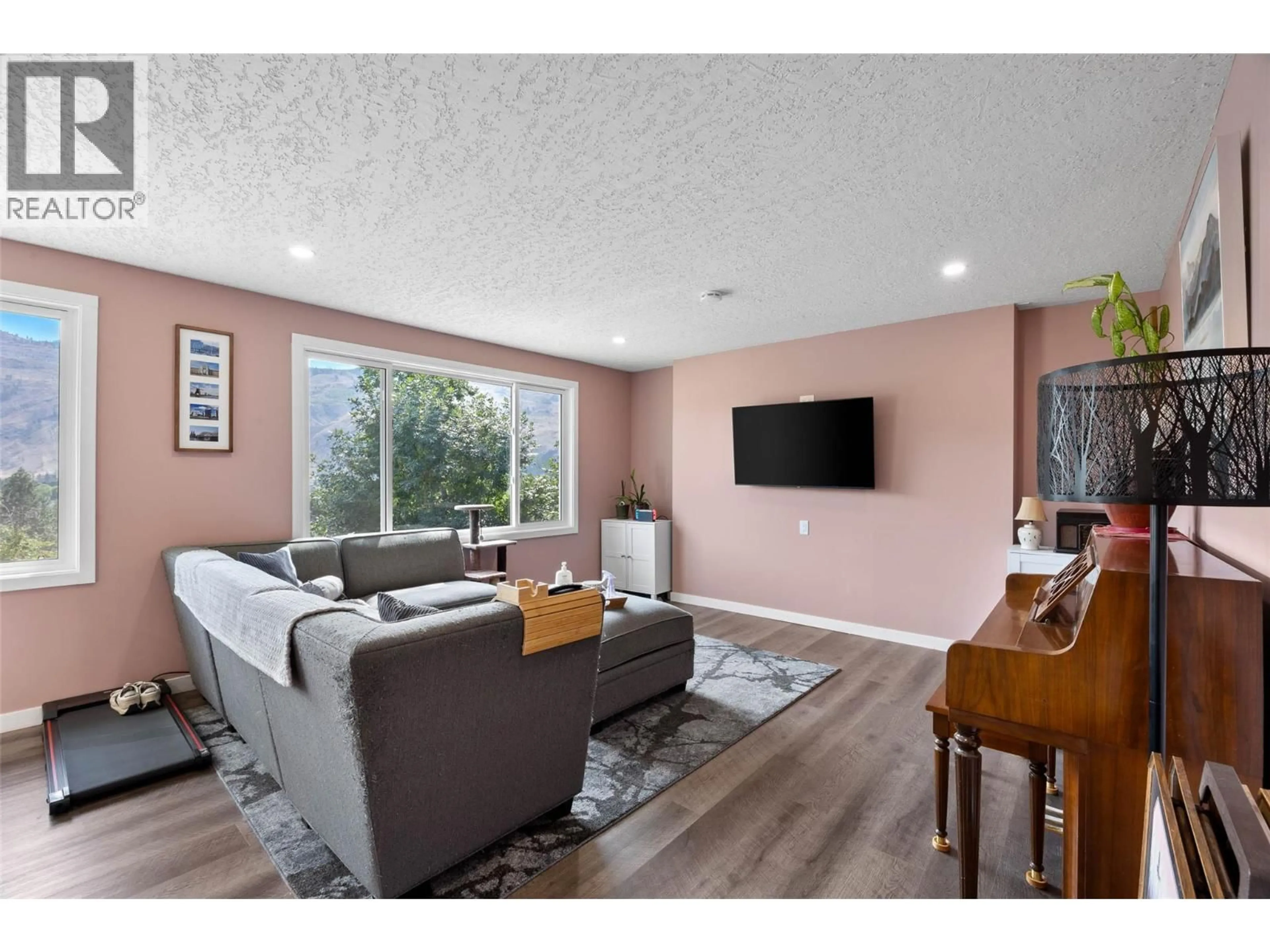 Living room with furniture, wood/laminate floor for 4326 KARINDALE ROAD, Kamloops British Columbia V2B8N1