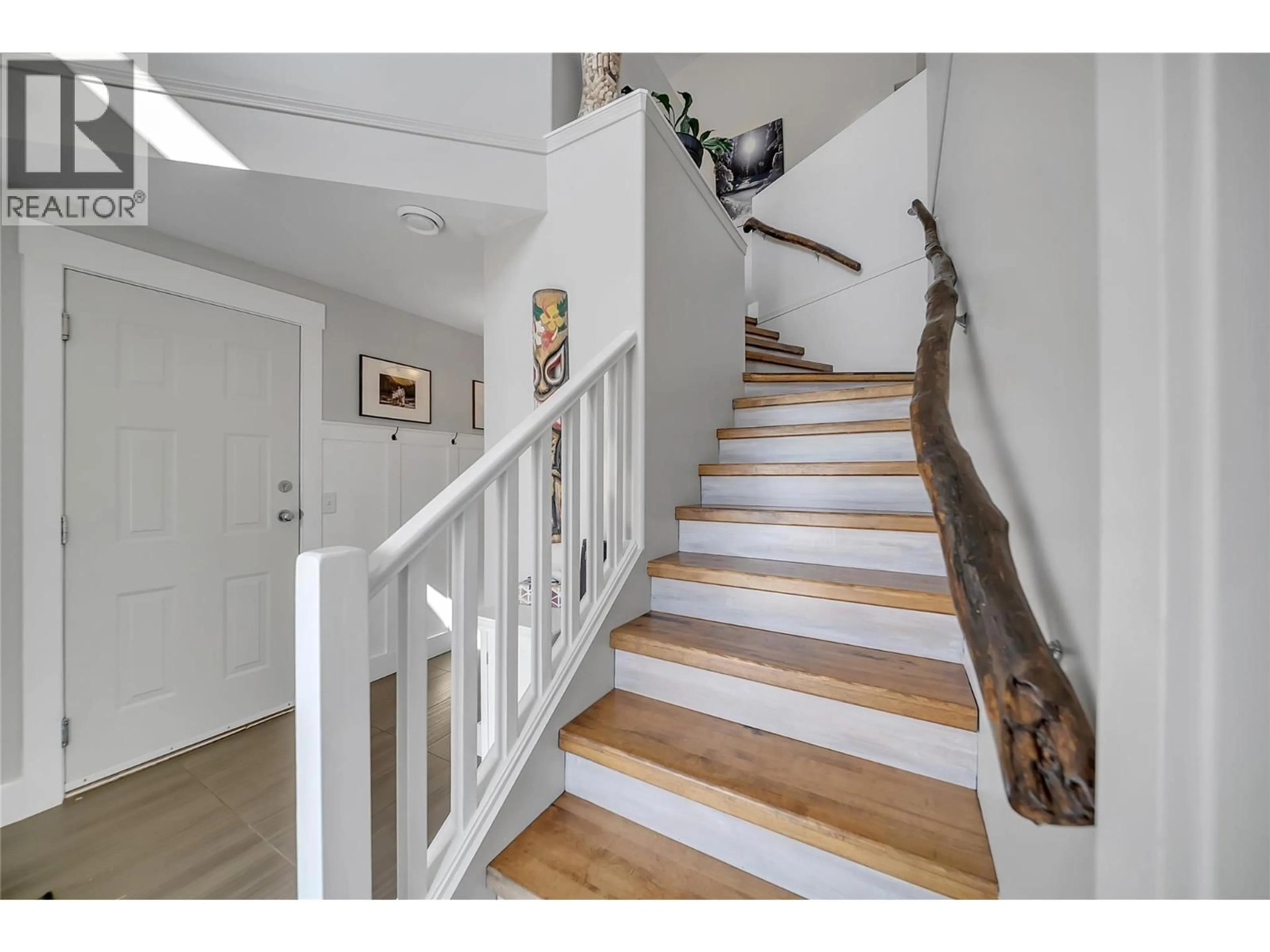 Unknown for 2310 SHANNON HEIGHTS PLACE, West Kelowna British Columbia V4T2V2