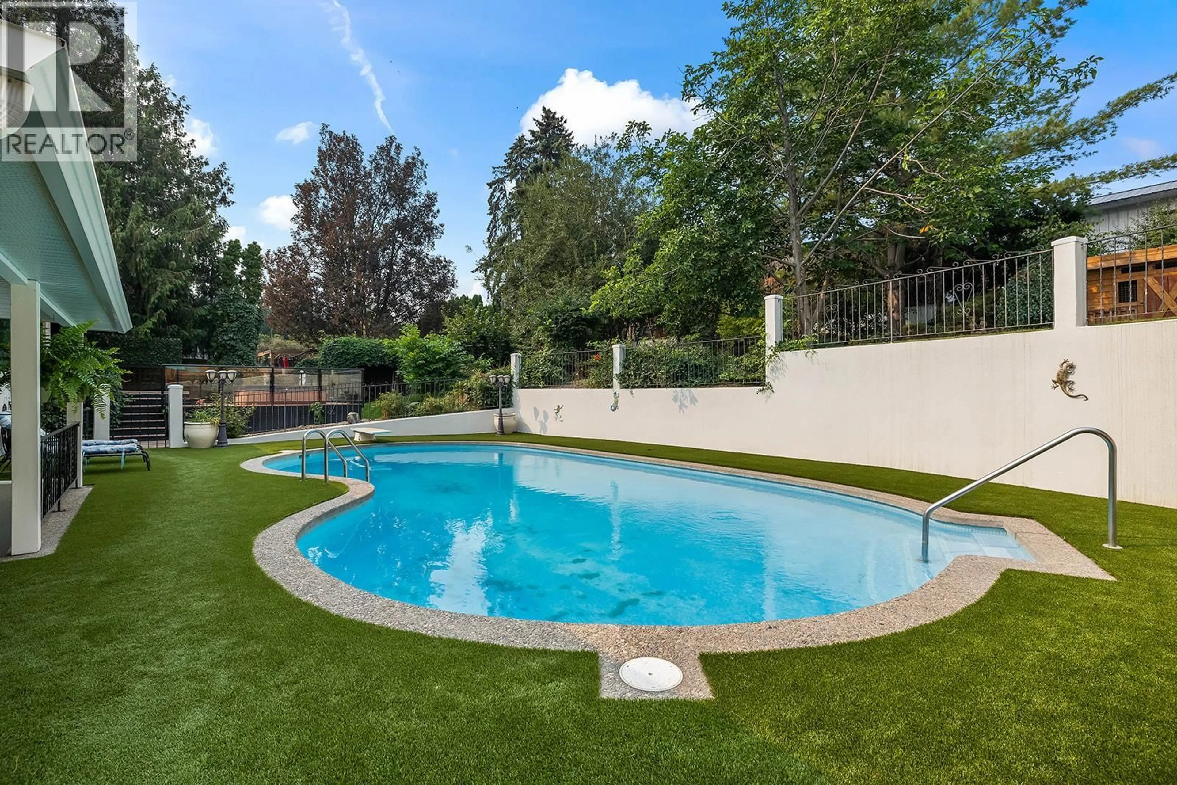 Pool for 2340 THACKER DRIVE, West Kelowna British Columbia V1Z1V8