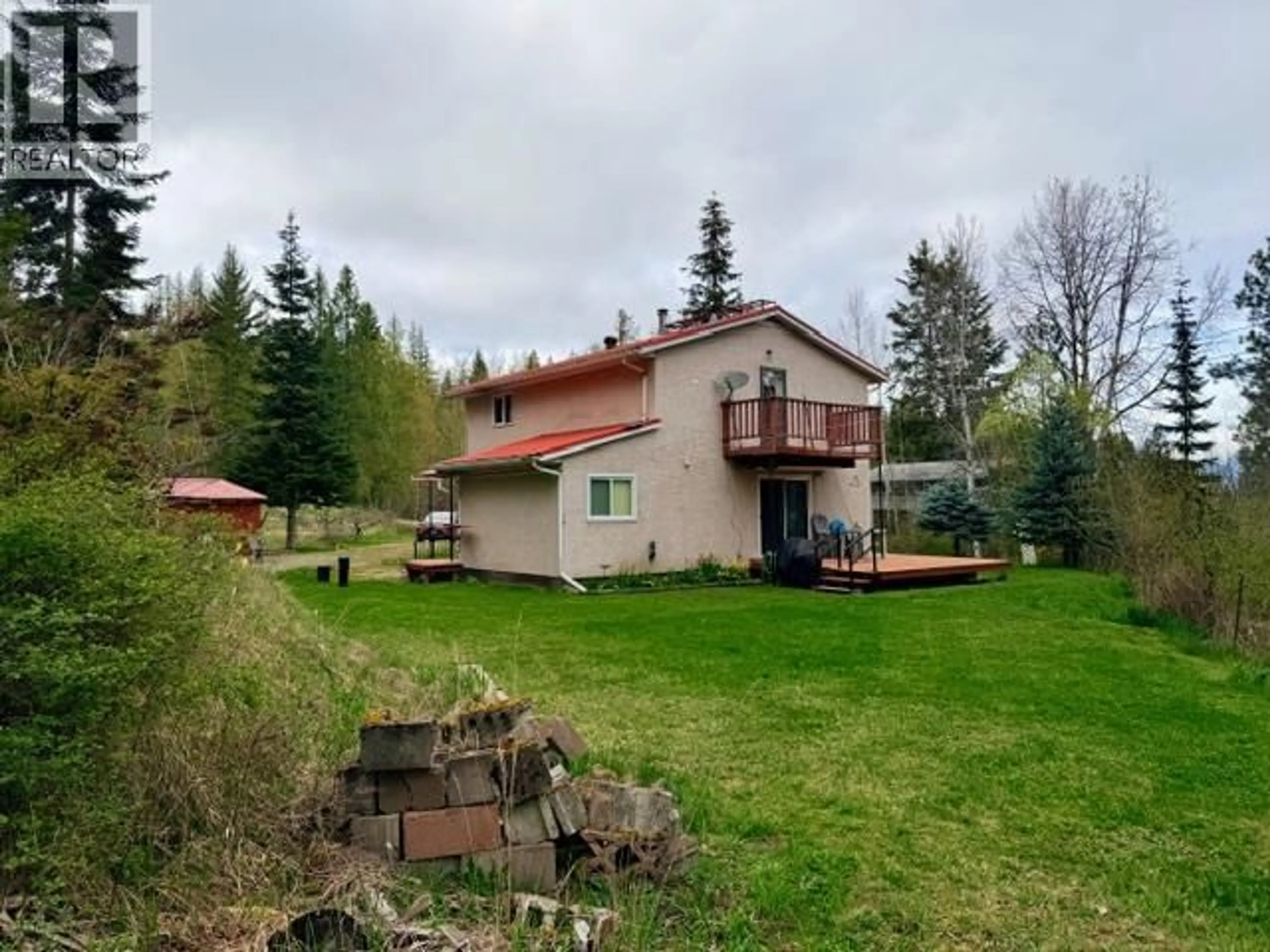 A pic from outside/outdoor area/front of a property/back of a property/a pic from drone, unknown for 1365 GRANARY ROAD, Creston British Columbia V0B1G7