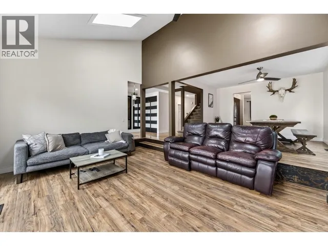 455 LAURIER DRIVE, Kamloops 5