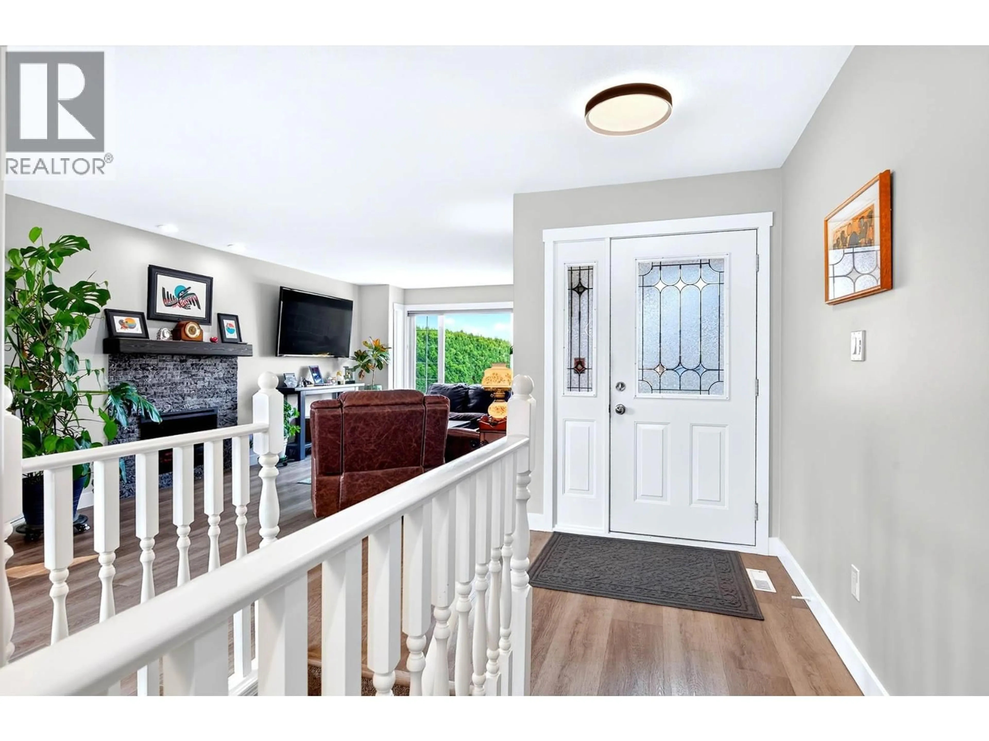 Indoor entryway for 1836 NORVIEW PLACE, Kamloops British Columbia V2B8L8
