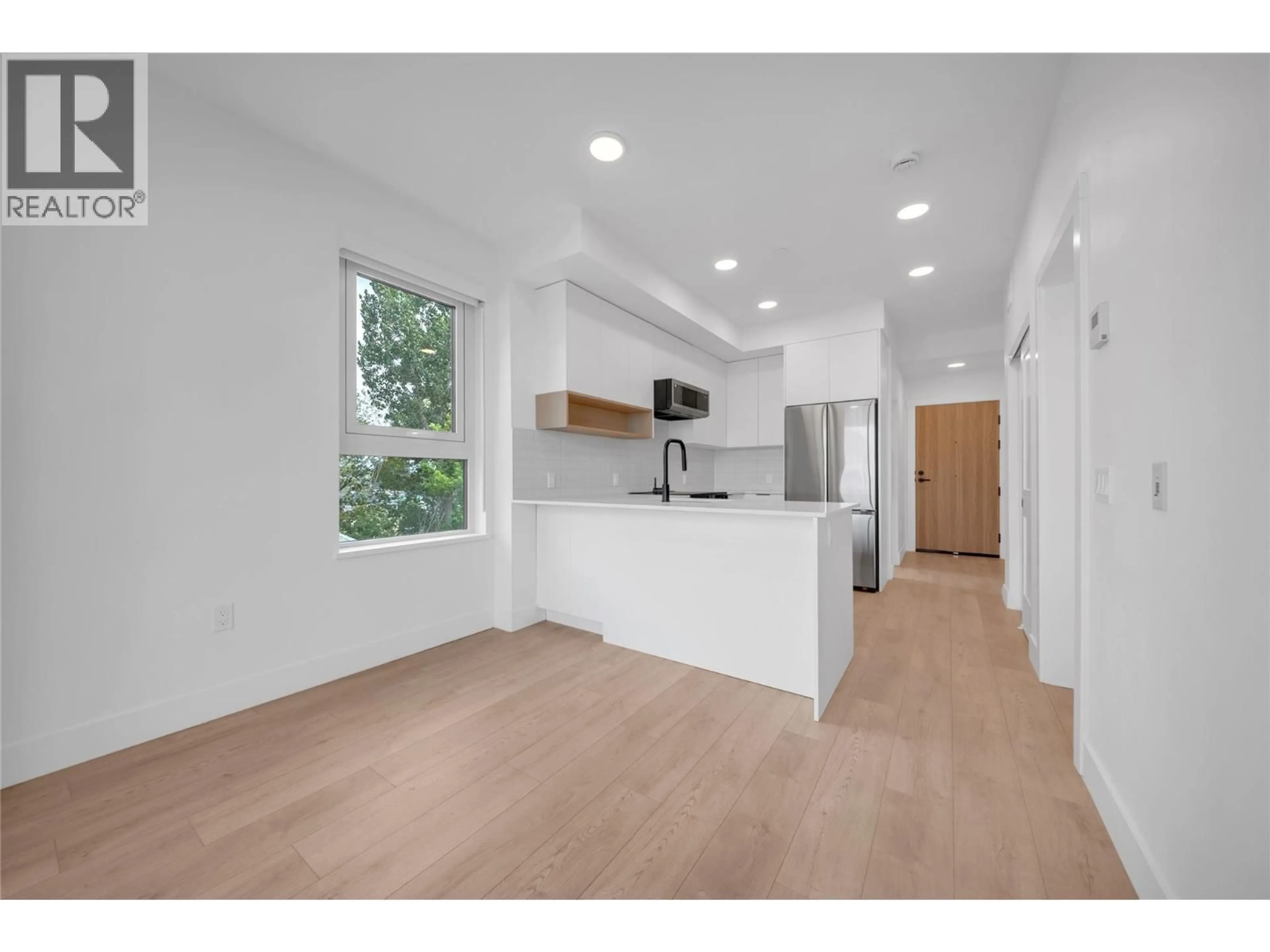 Open concept kitchen, unknown for 312 - 620 CORONATION AVENUE, Kelowna British Columbia V1Y7A1