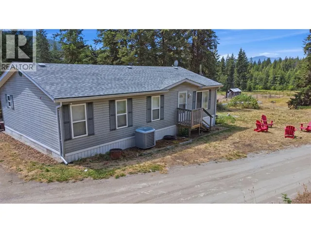 85 CANDIDE DRIVE, Lumby 2