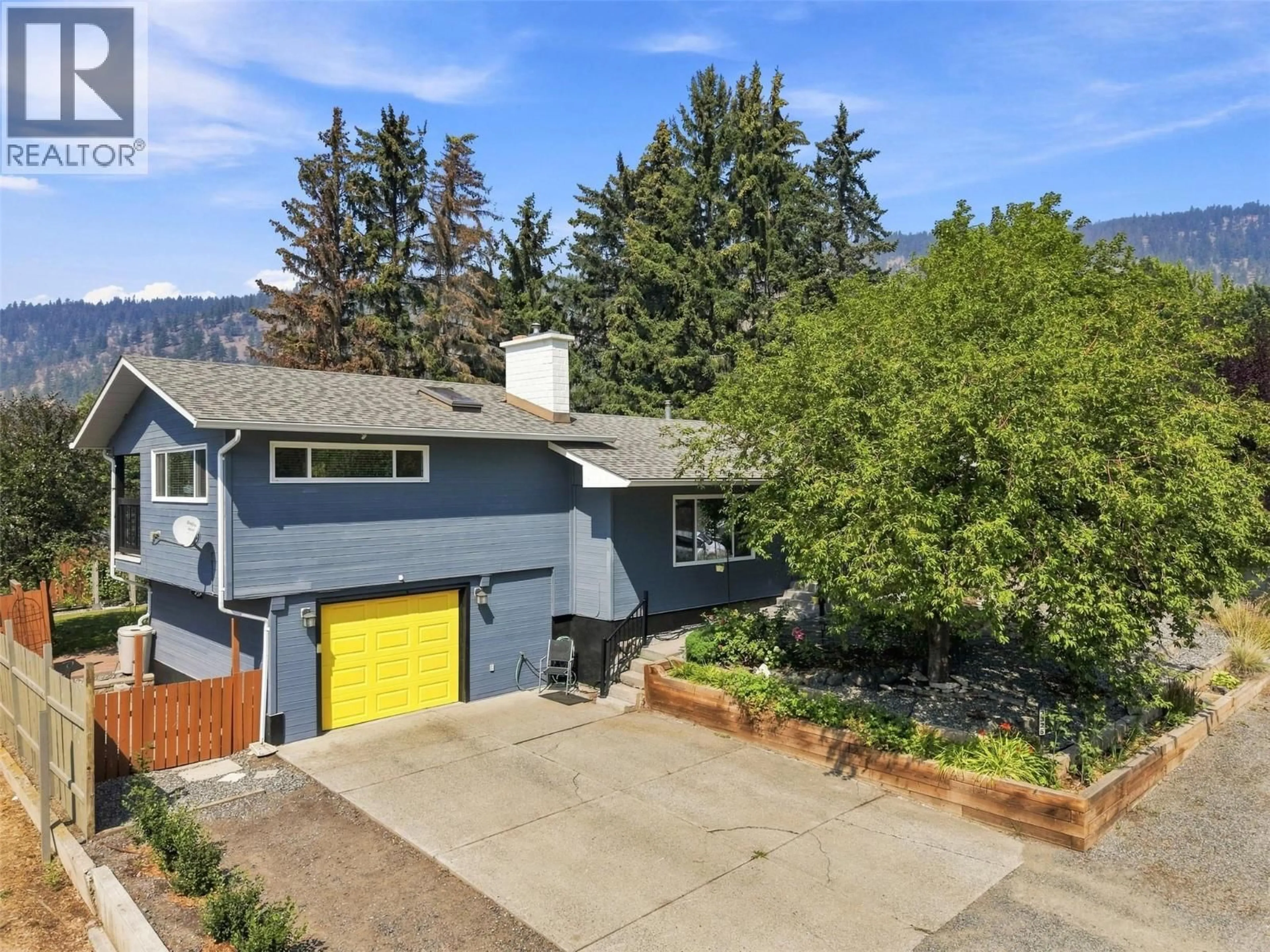 A pic from outside/outdoor area/front of a property/back of a property/a pic from drone, mountain view for 3325 BOYD ROAD, Merritt British Columbia V1K1J3