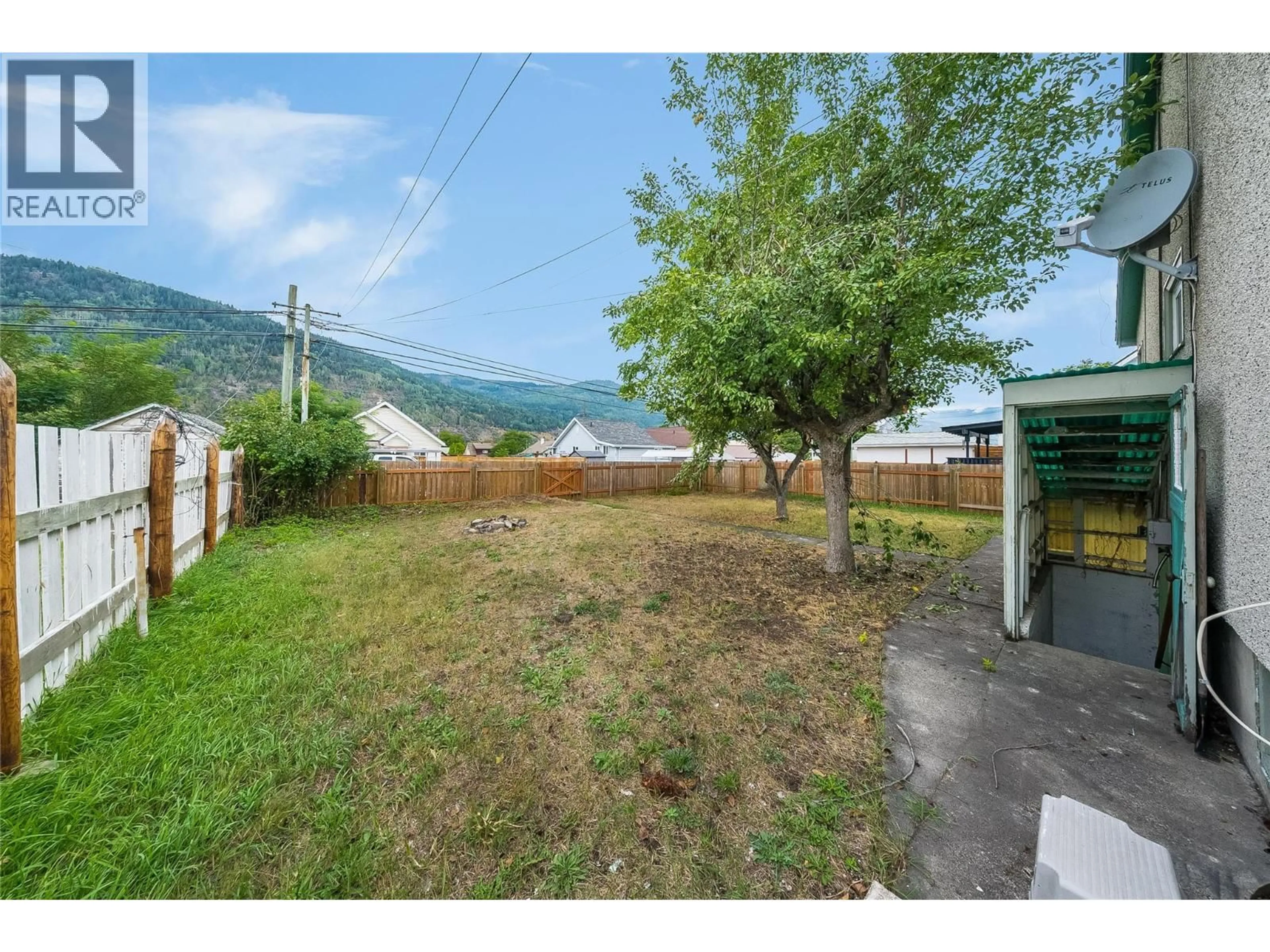 Unknown for 2258 EIGHTH AVENUE, Trail British Columbia V1R3E3
