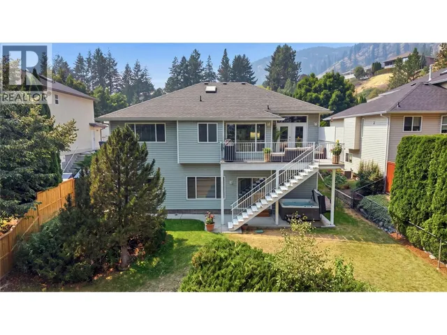 2142 SHANNON WOODS WAY, West Kelowna 2