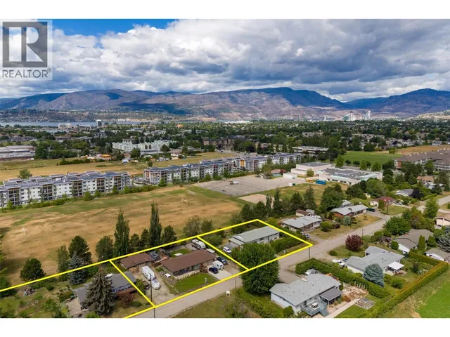 3240 ST. AMAND ROAD, Kelowna 5