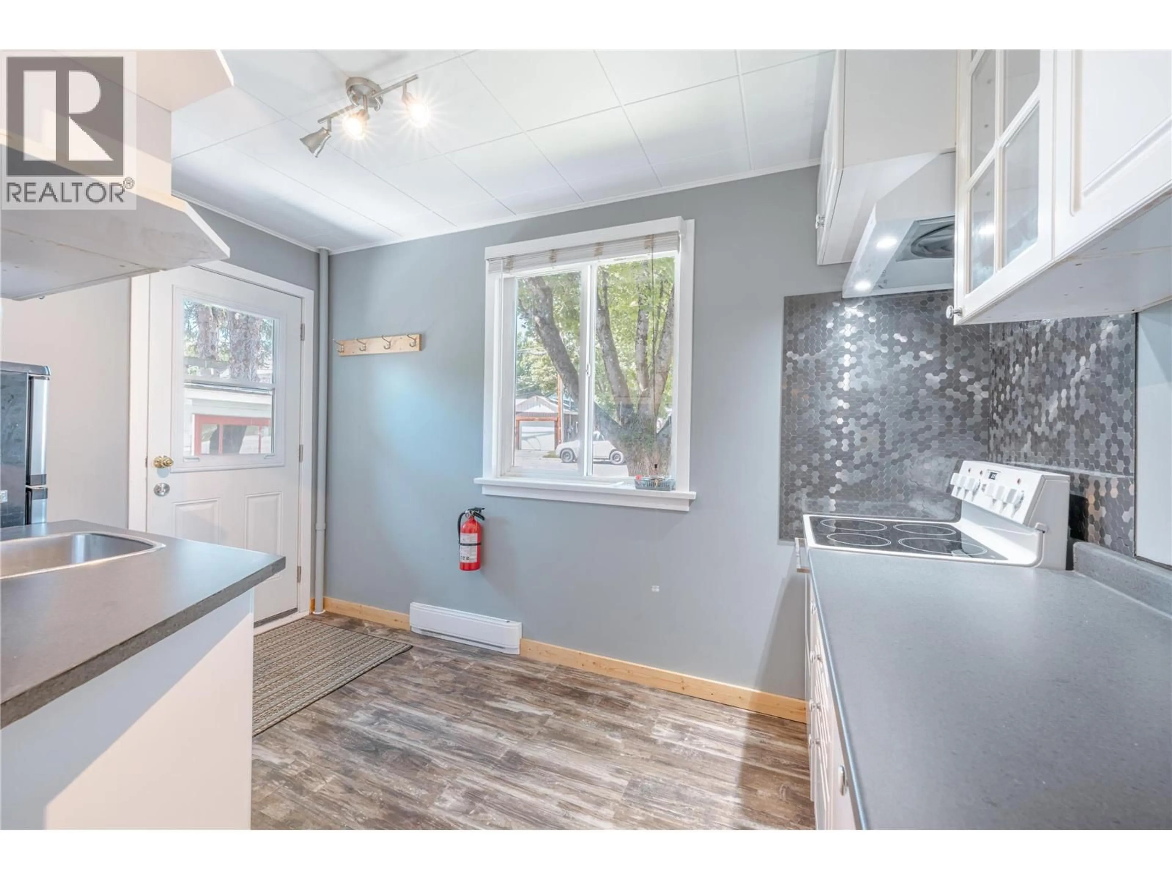 Unknown for 503 THIRD STREET EAST, Revelstoke British Columbia V0E2S0