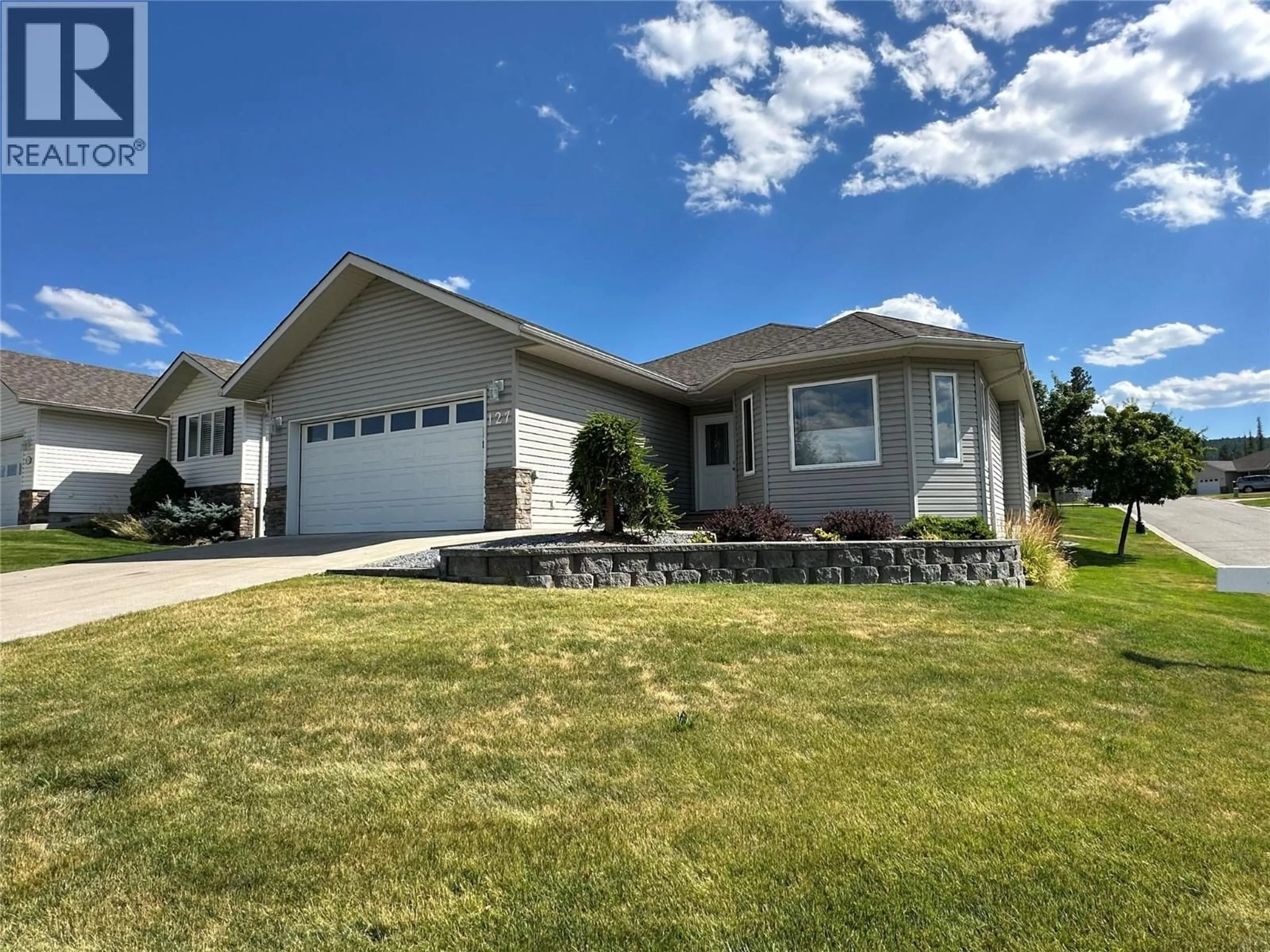Home with vinyl exterior material, street for 127 - 2100 13TH STREET SOUTH, Cranbrook British Columbia V1C7J5