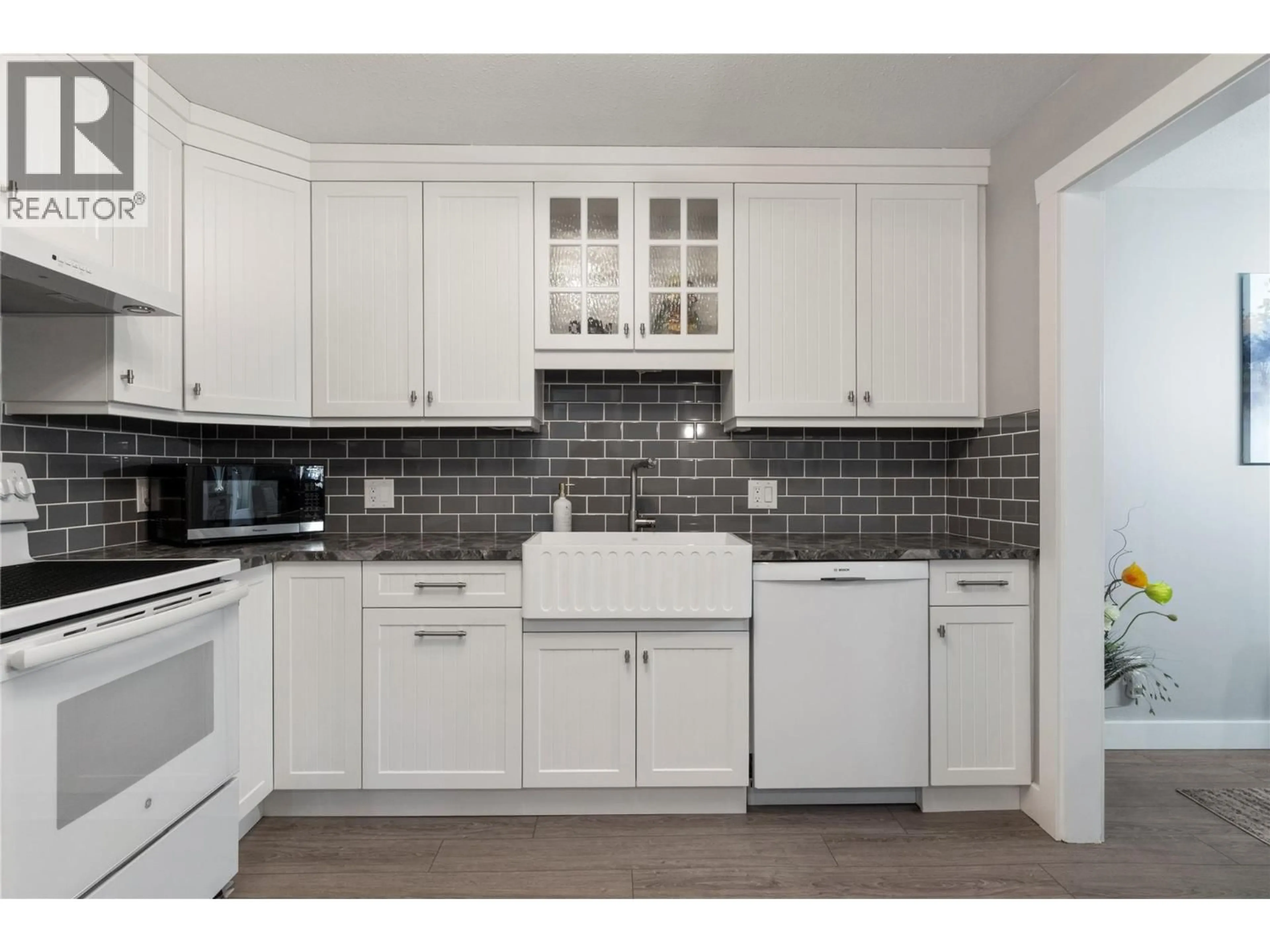 Unknown for 303 - 251 6 STREET SOUTHEAST, Salmon Arm British Columbia V1E1J9