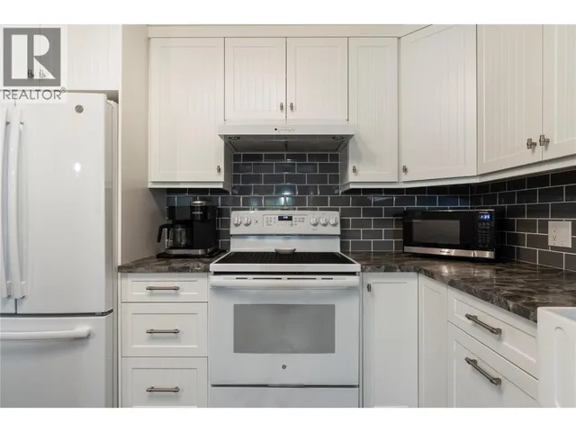 303 - 251 6 STREET SOUTHEAST, Salmon Arm 5