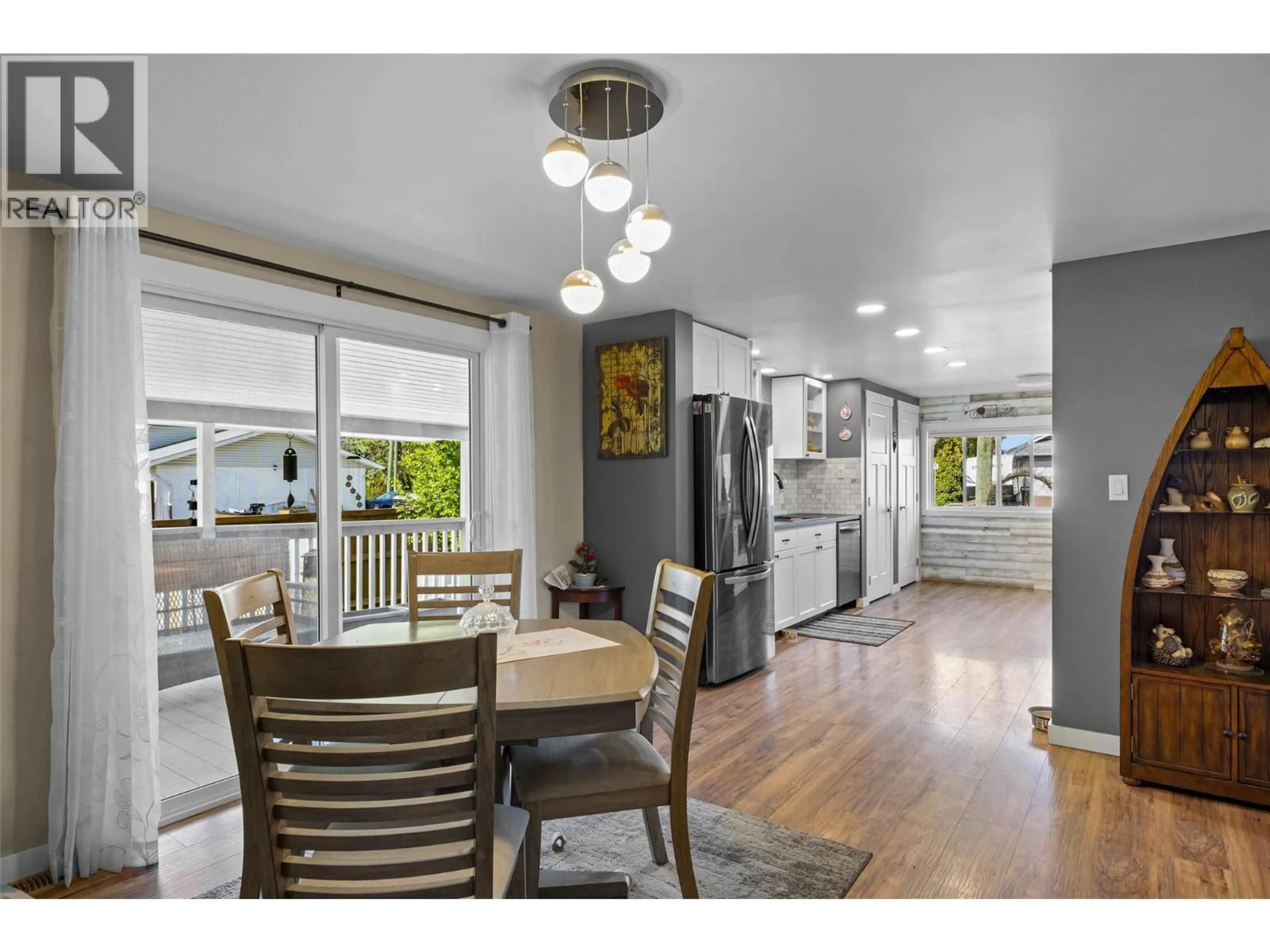 Open concept kitchen, unknown for 518 PINE STREET, Chase British Columbia V0E1M0