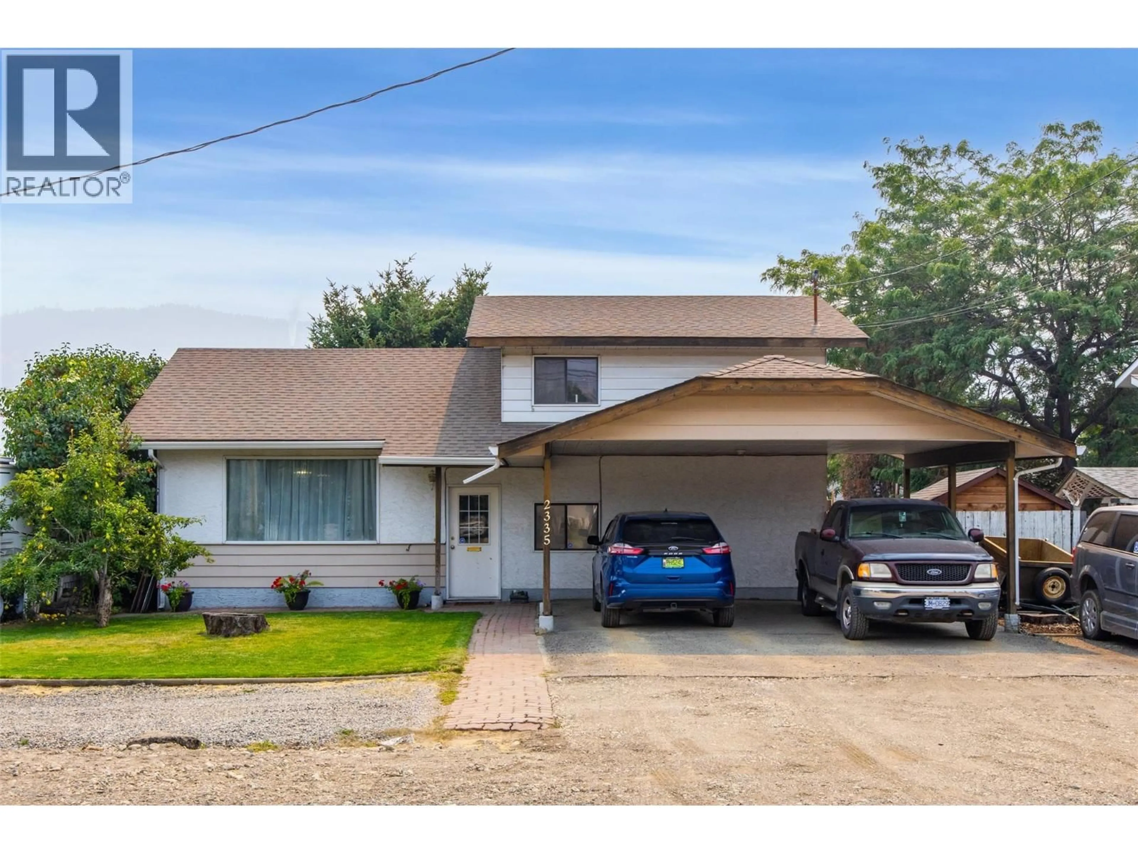 Home with vinyl exterior material, street for 2335 TRANQUILLE ROAD, Kamloops British Columbia V2B3N6