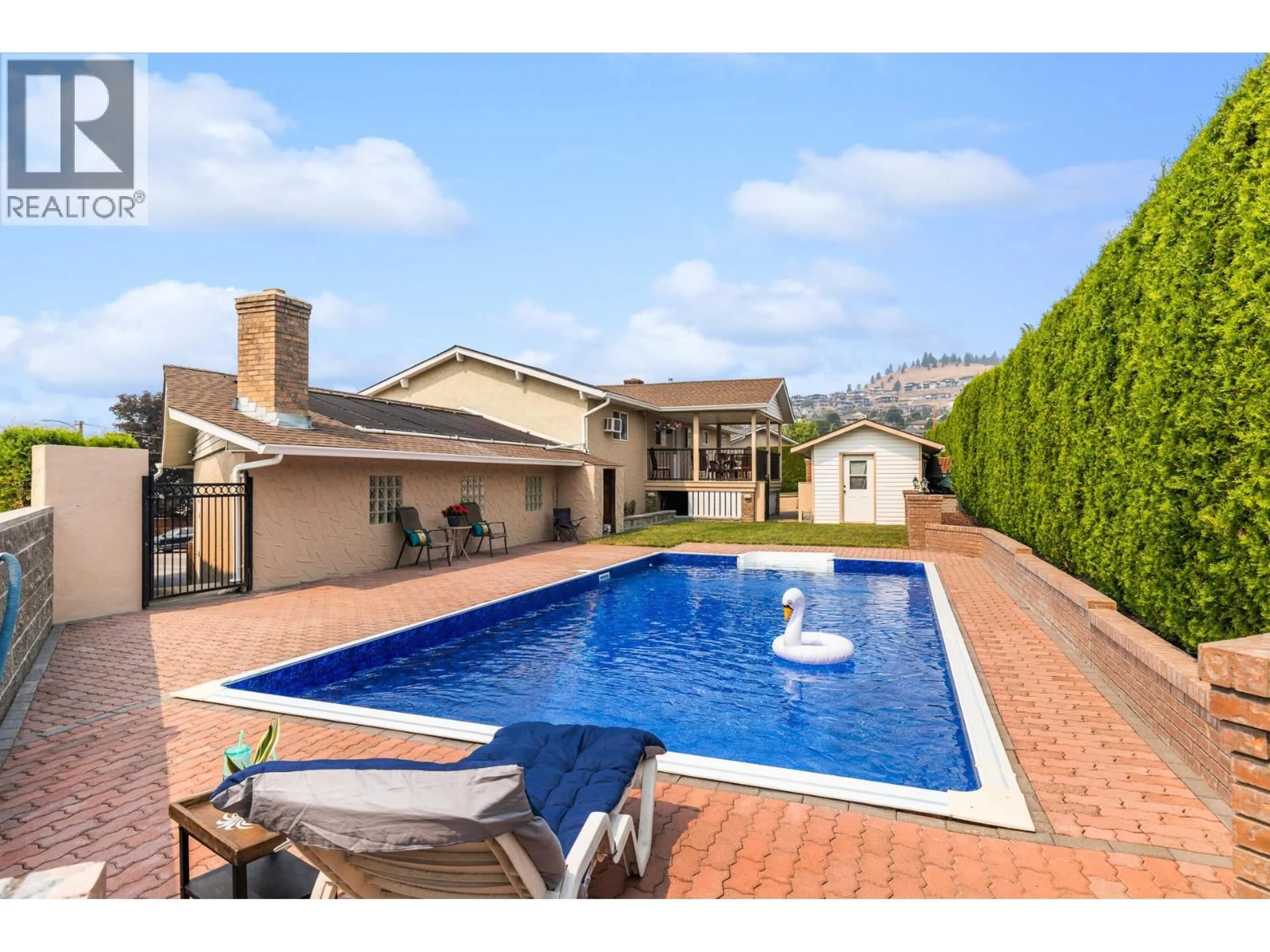 Pool for 1643 TRAUT COURT, Kelowna British Columbia V1P1E6
