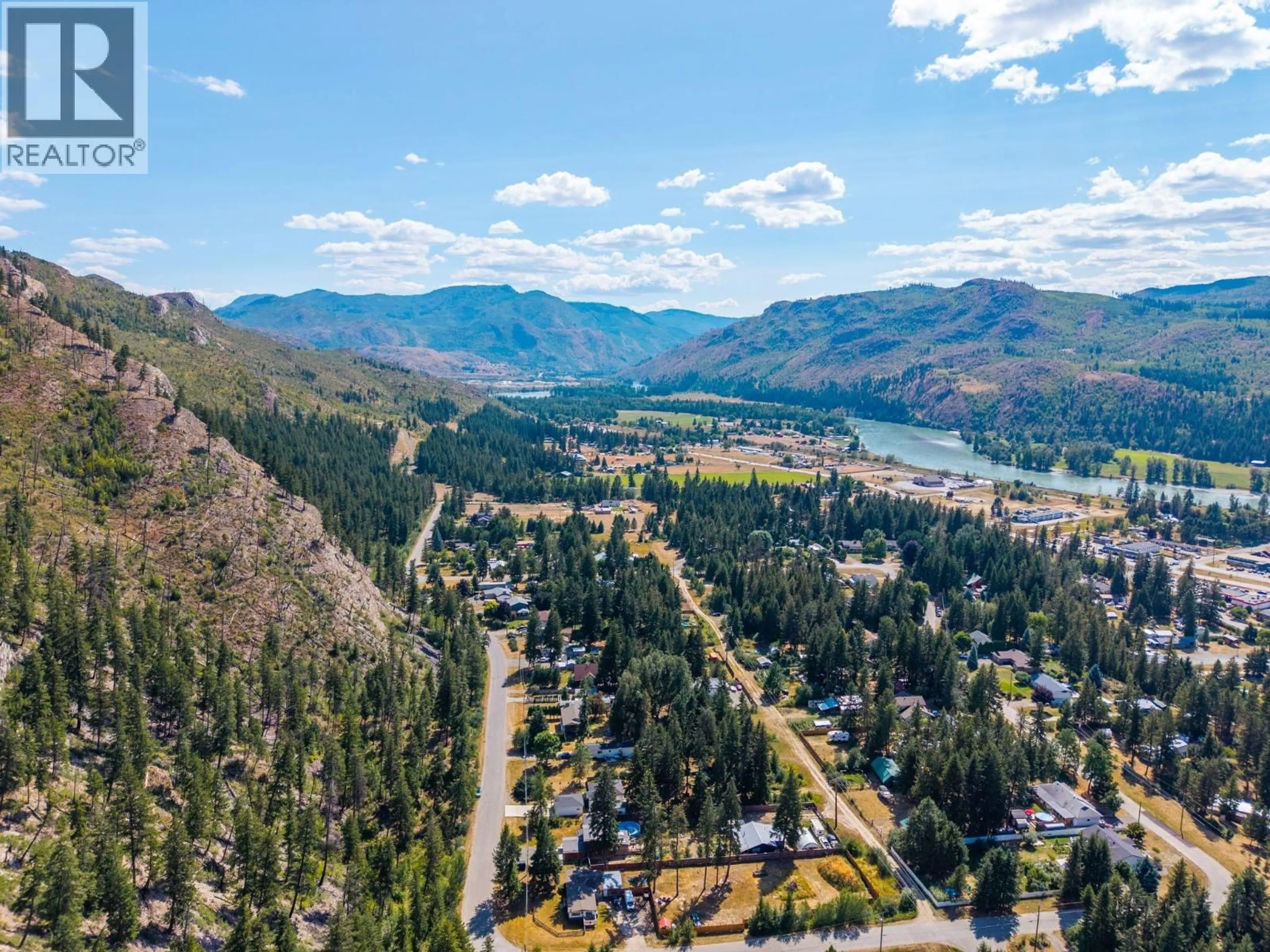 A pic from outside/outdoor area/front of a property/back of a property/a pic from drone, mountain view for 4385 MOUNTAIN ROAD, Barriere British Columbia V0E1E0