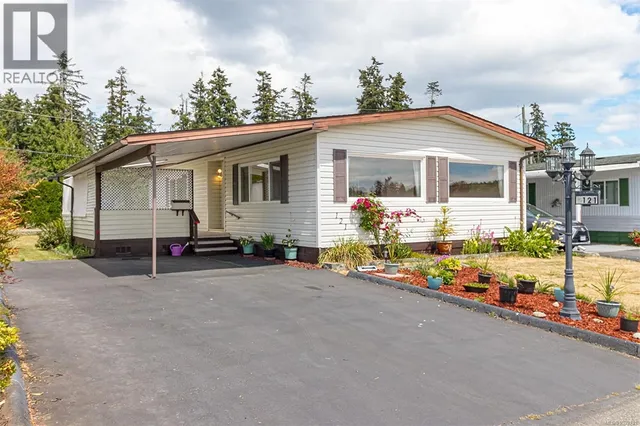 121 - 7701 CENTRAL SAANICH ROAD, Central Saanich 3