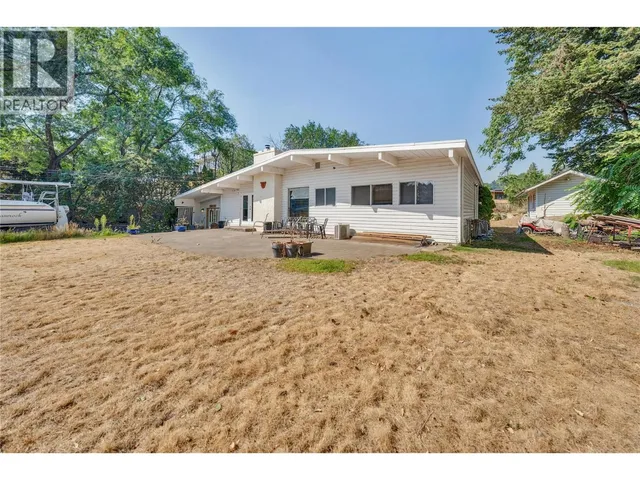 14416 FISHER CLOSE, Summerland 3