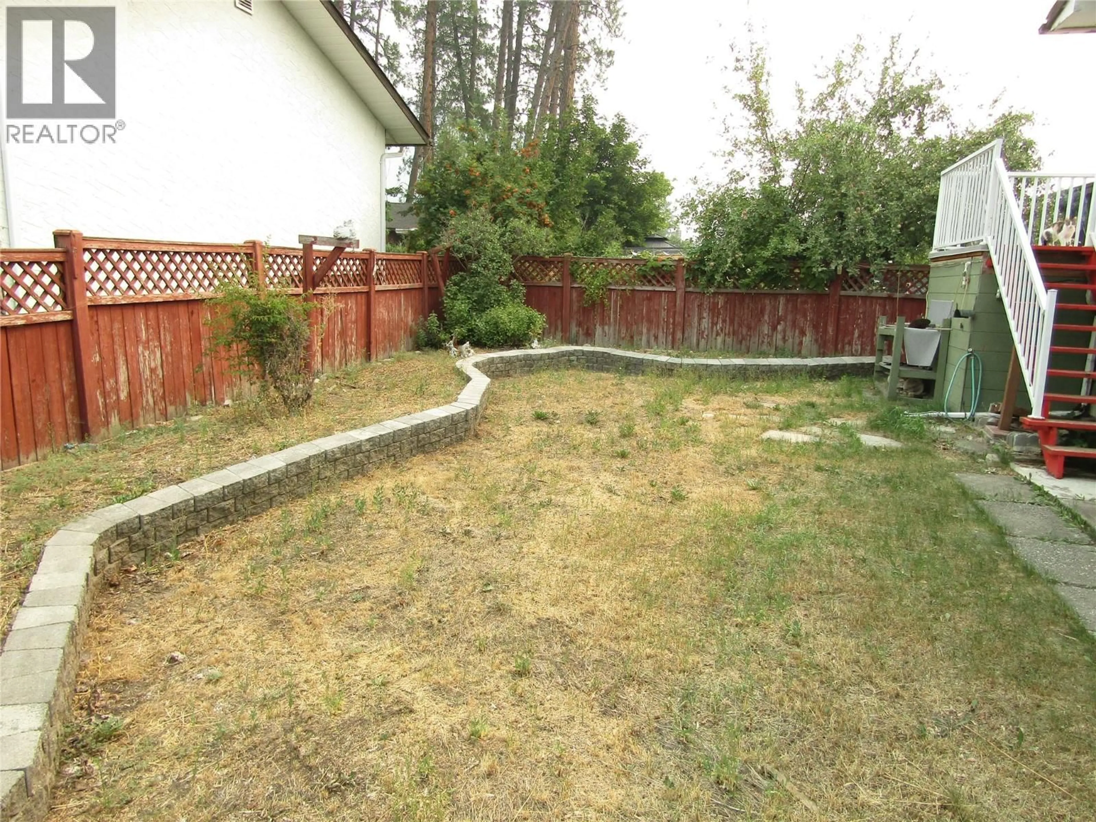 Patio, street for 7832 18TH STREET, Grand Forks British Columbia V0H1H2