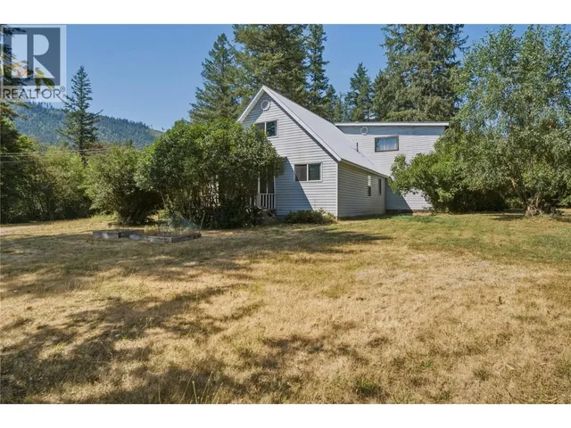 244 MABEL LAKE ROAD, Lumby 2
