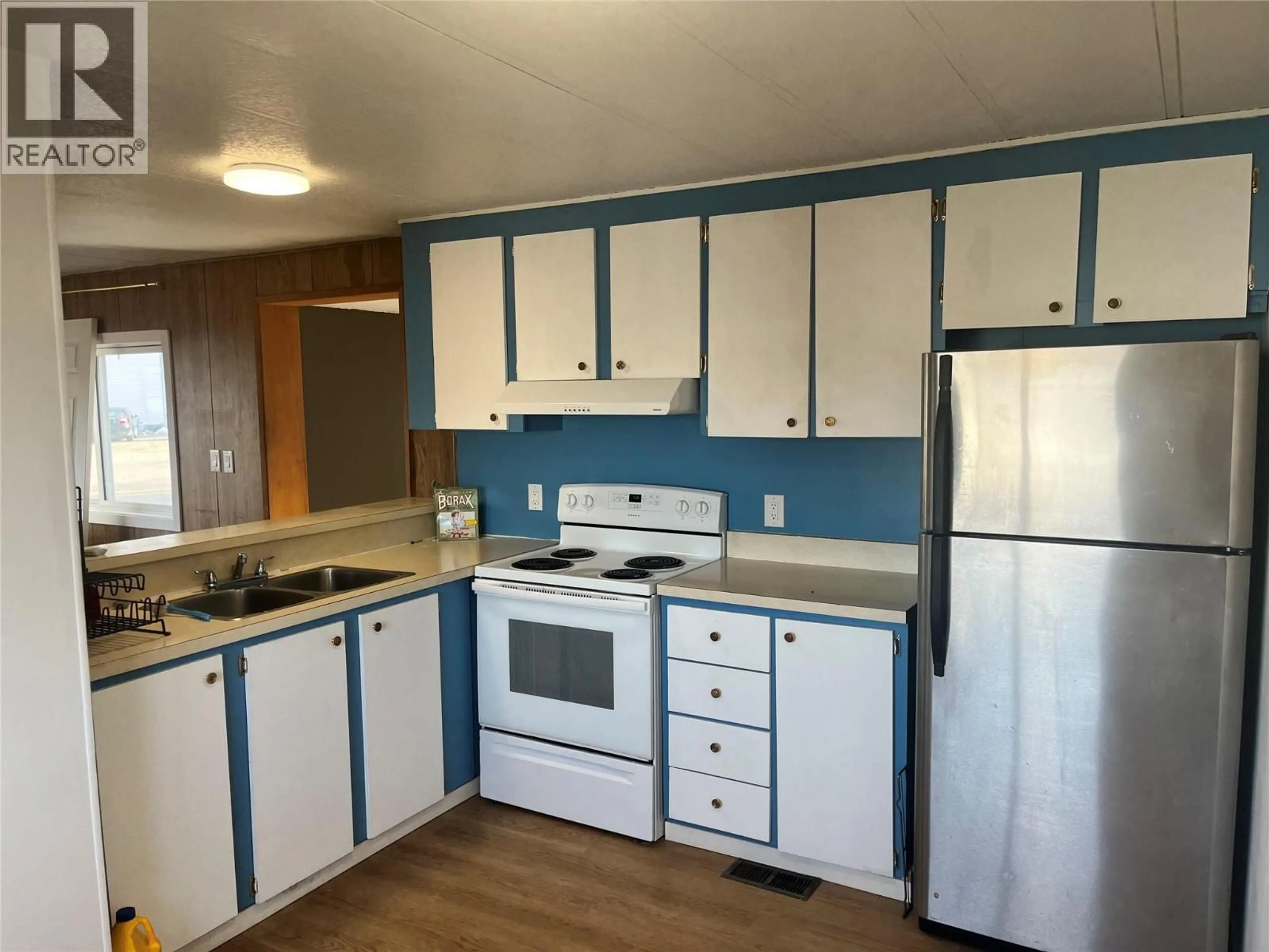 Standard kitchen, wood/laminate floor for 2 MARBLE COURT, Logan Lake British Columbia V0K1W0