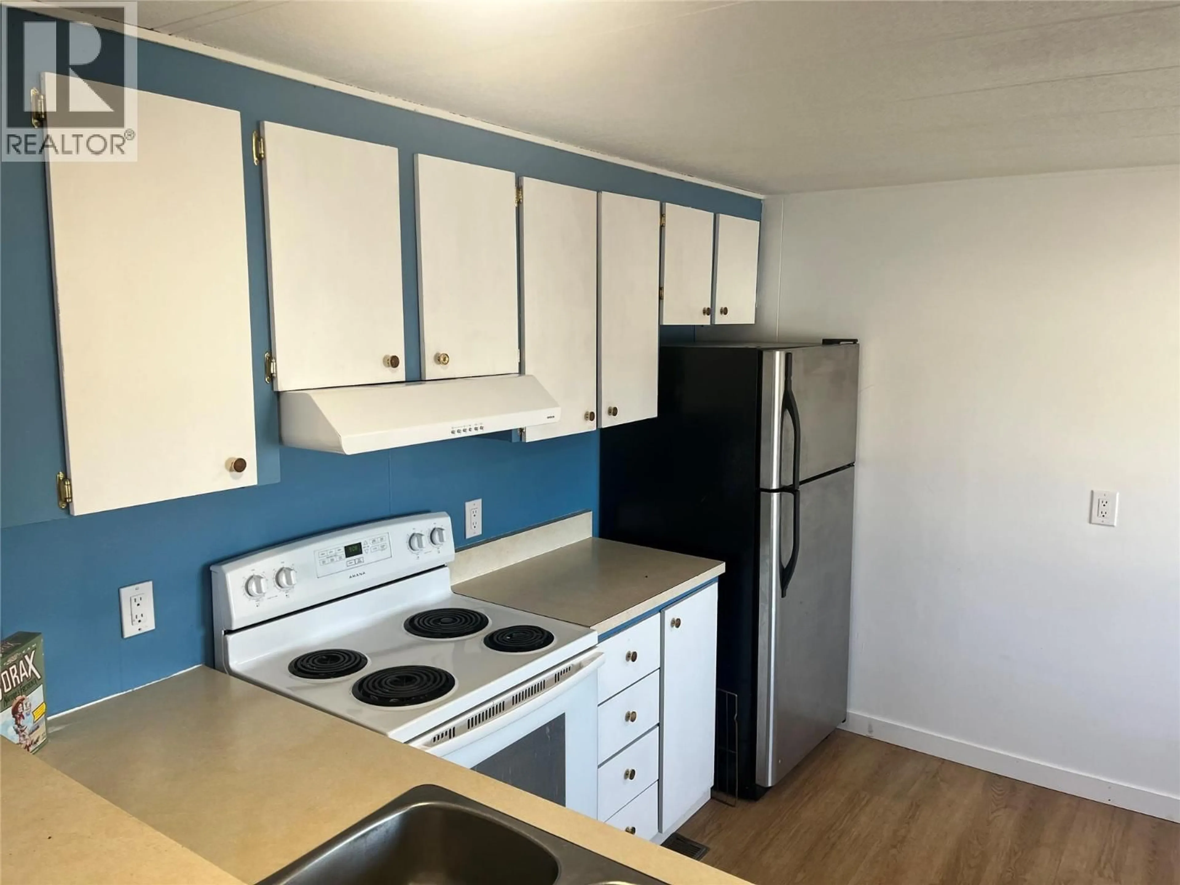 Standard kitchen, wood/laminate floor for 2 MARBLE COURT, Logan Lake British Columbia V0K1W0