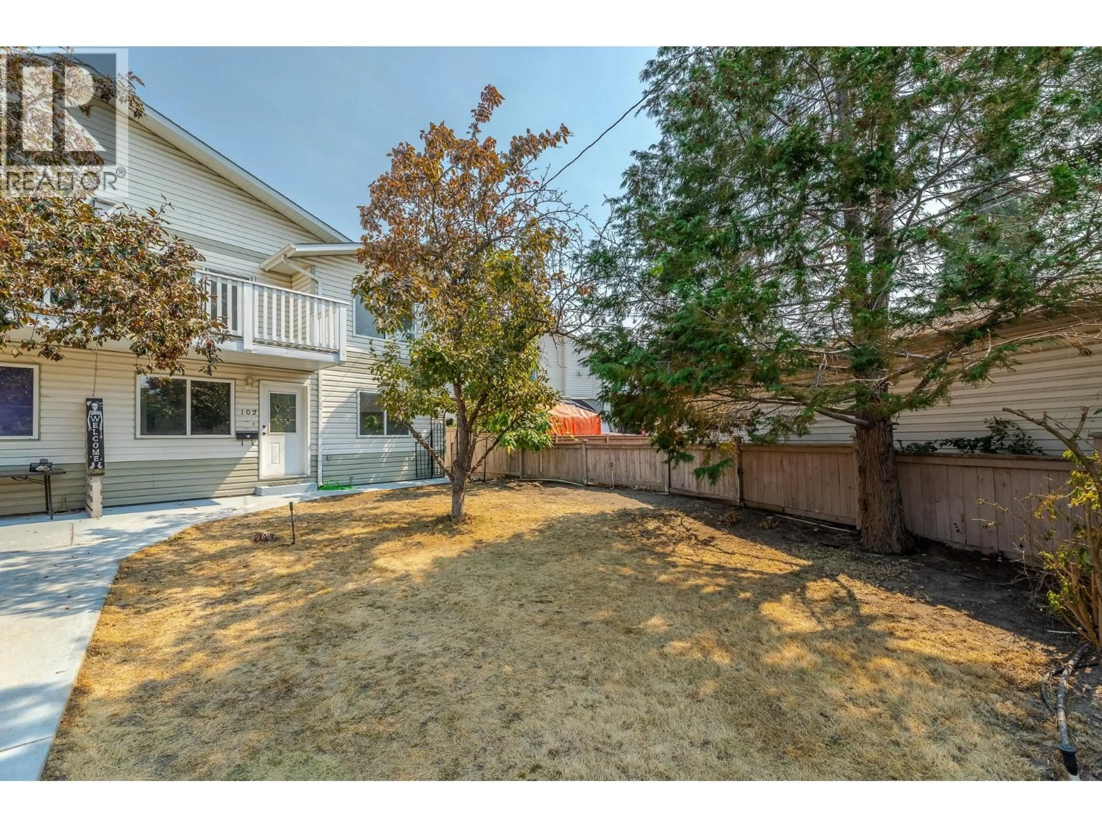 Patio, street for 102 - 688 LATIMER STREET, Penticton British Columbia V2A5R6