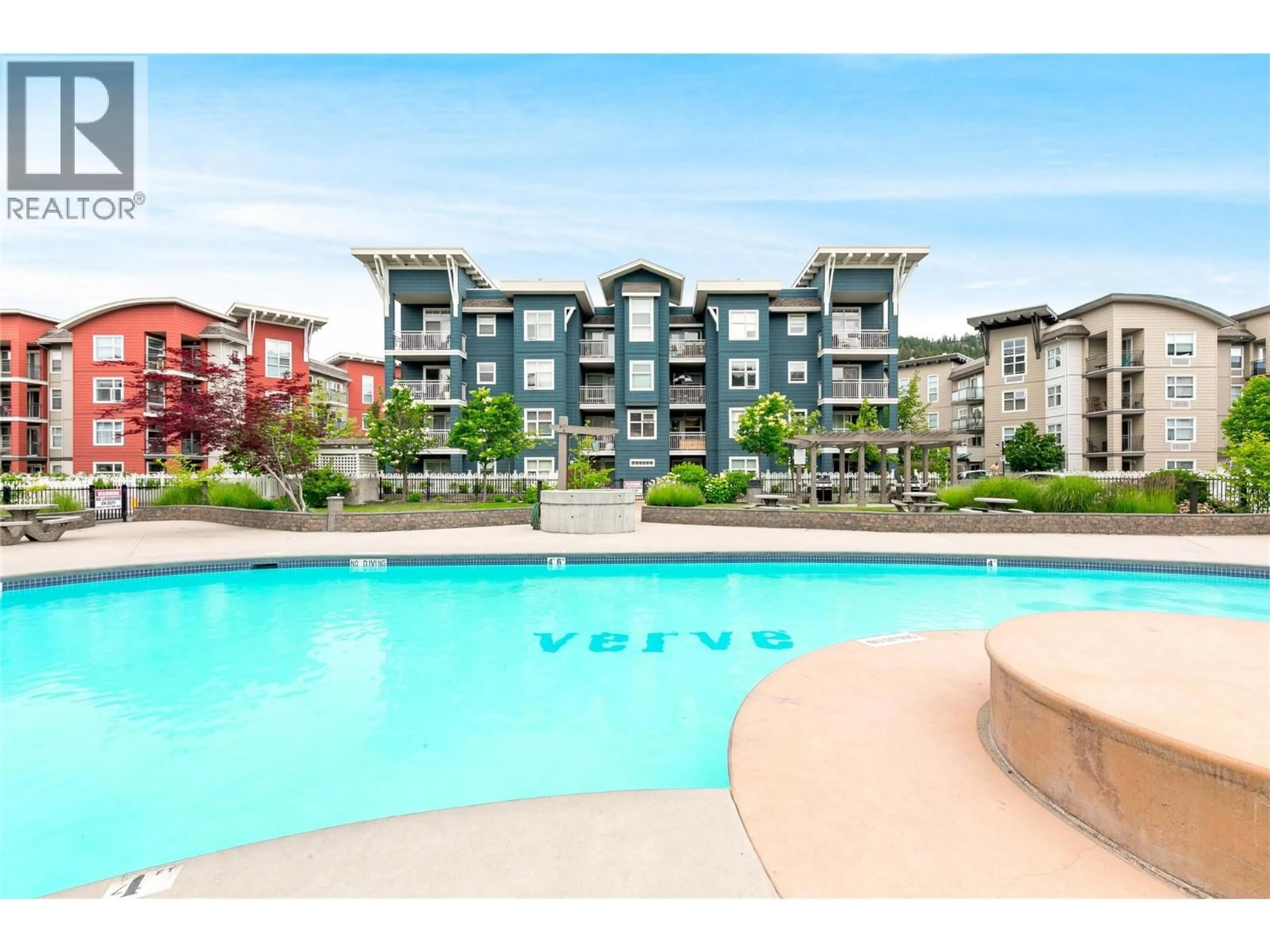 Pool for 405 - 551 YATES ROAD, Kelowna British Columbia V1V2V1