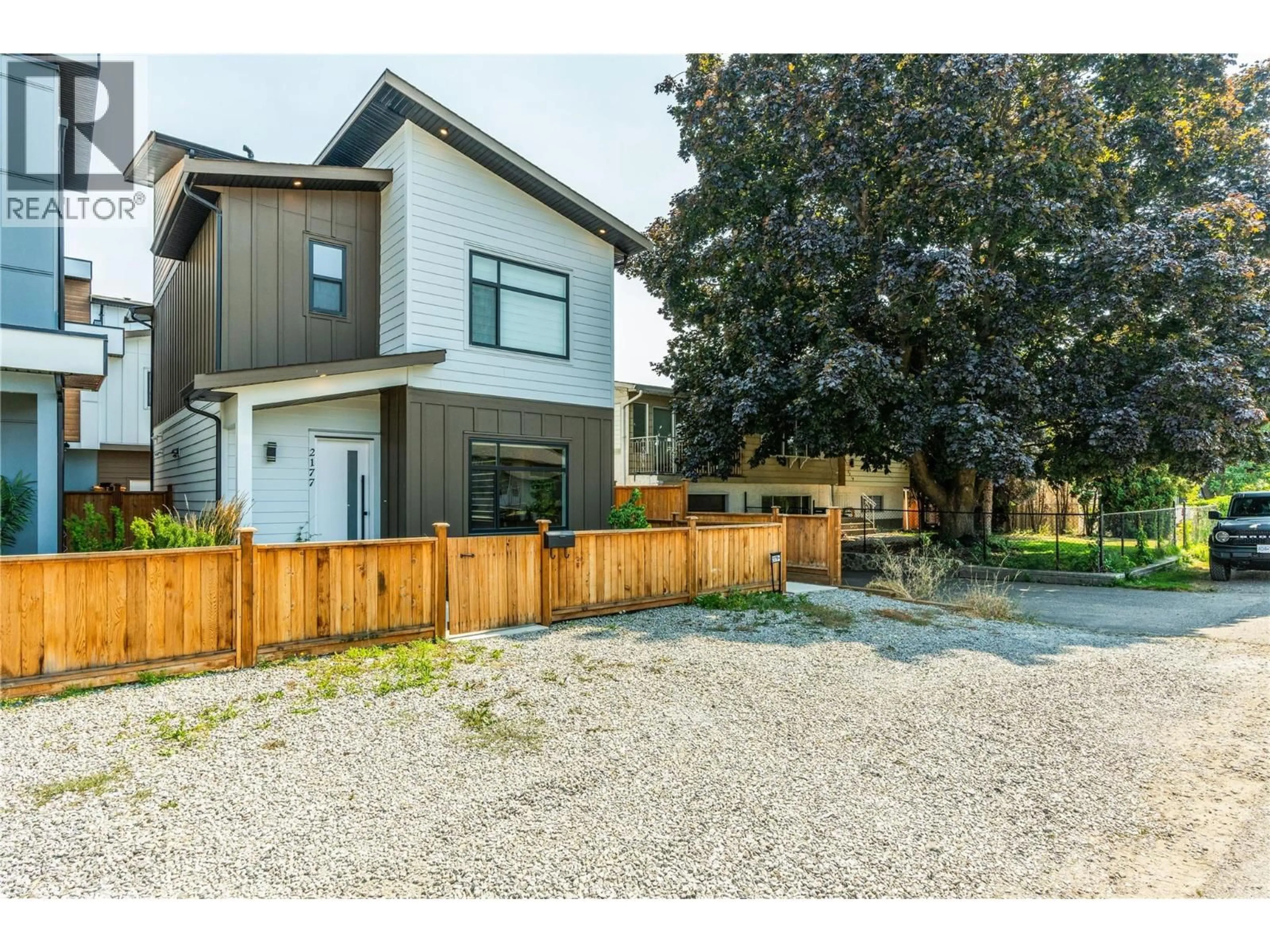 Unknown for 2177 ABERDEEN STREET, Kelowna British Columbia V1Y2T3