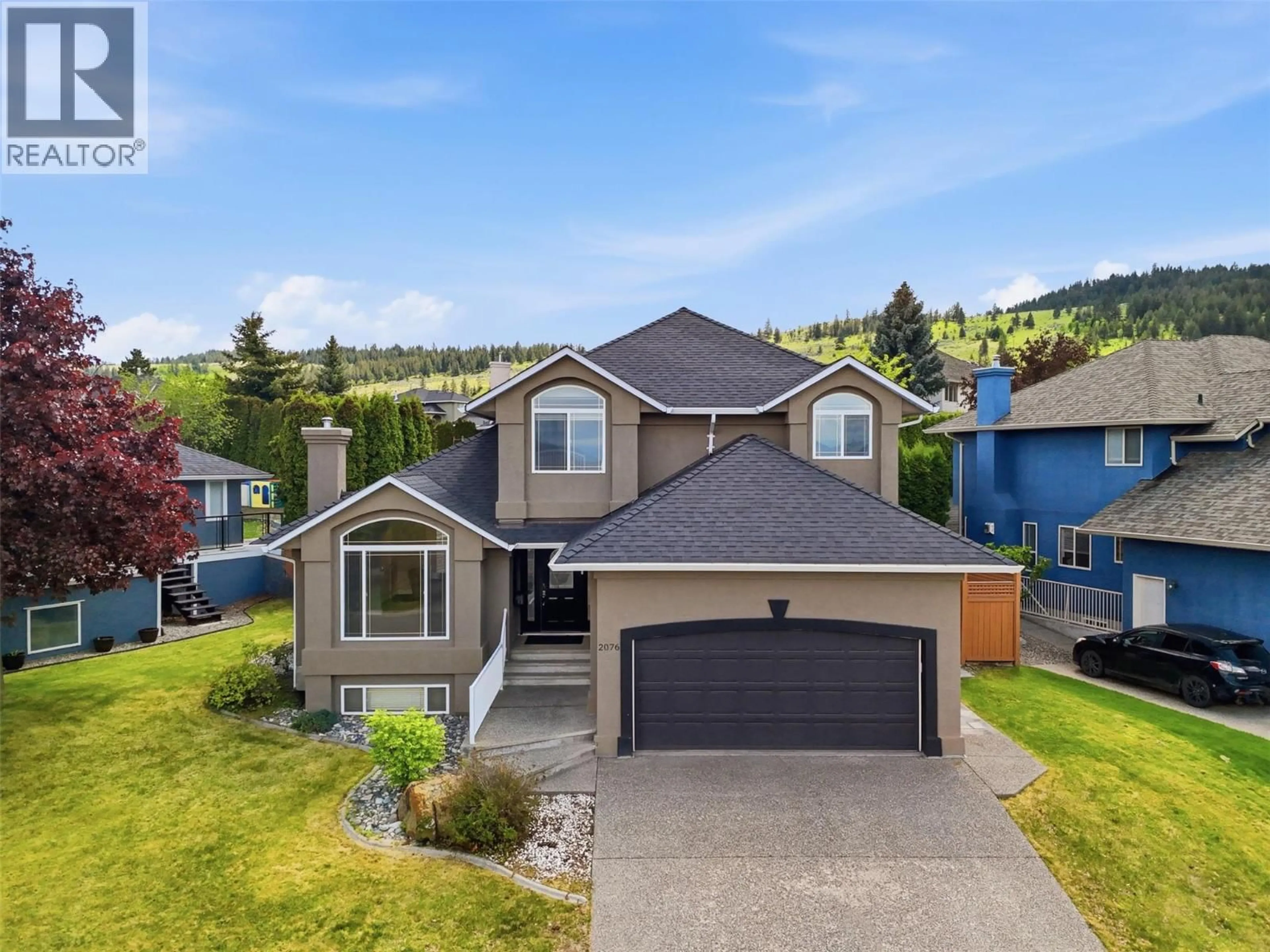 A pic from outside/outdoor area/front of a property/back of a property/a pic from drone, street for 2076 MUIRFIELD ROAD, Kamloops British Columbia V1S1S6