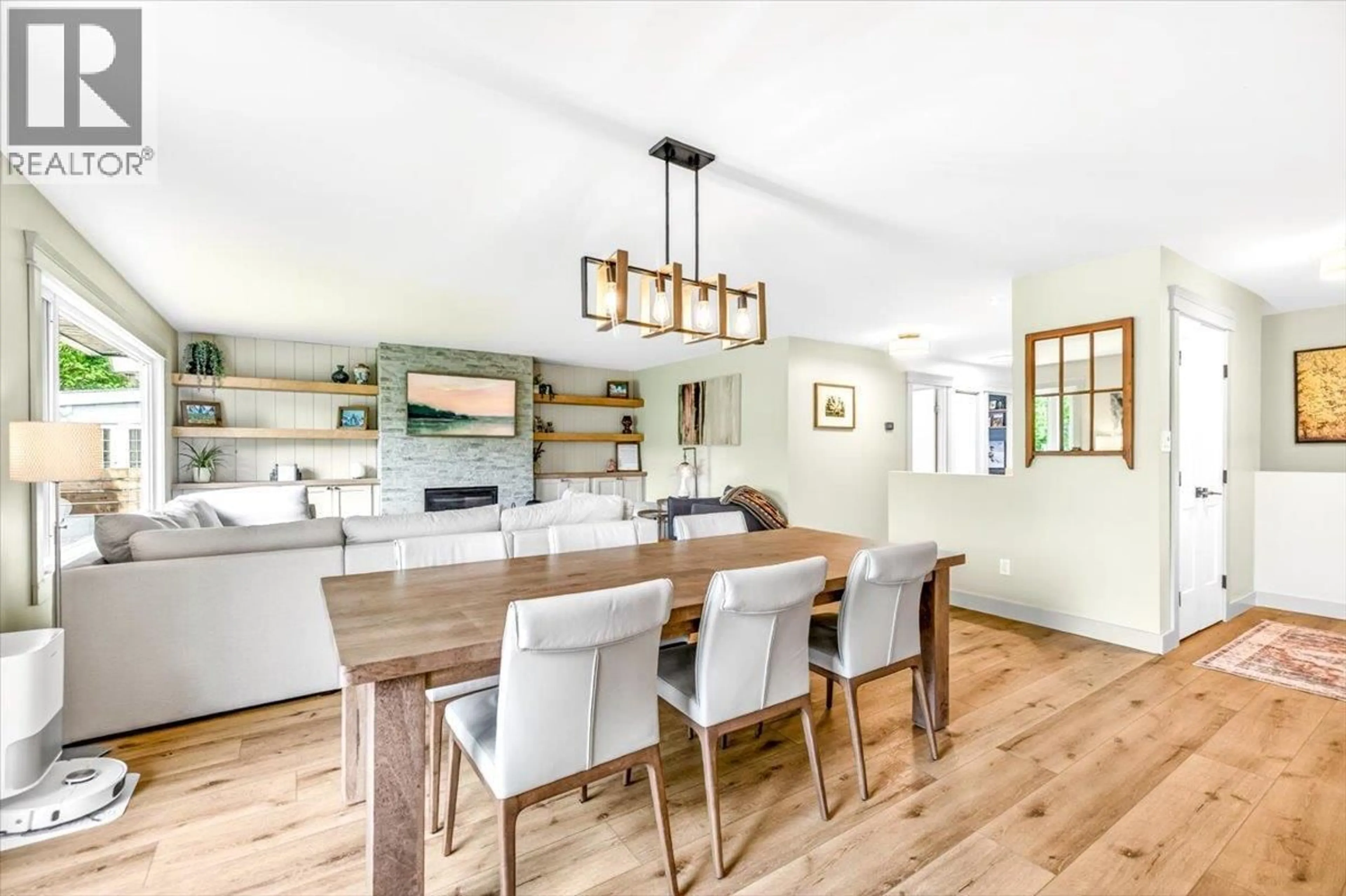 Open concept kitchen, unknown for 39 ELKVIEW DRIVE, Fernie British Columbia V0B1M3