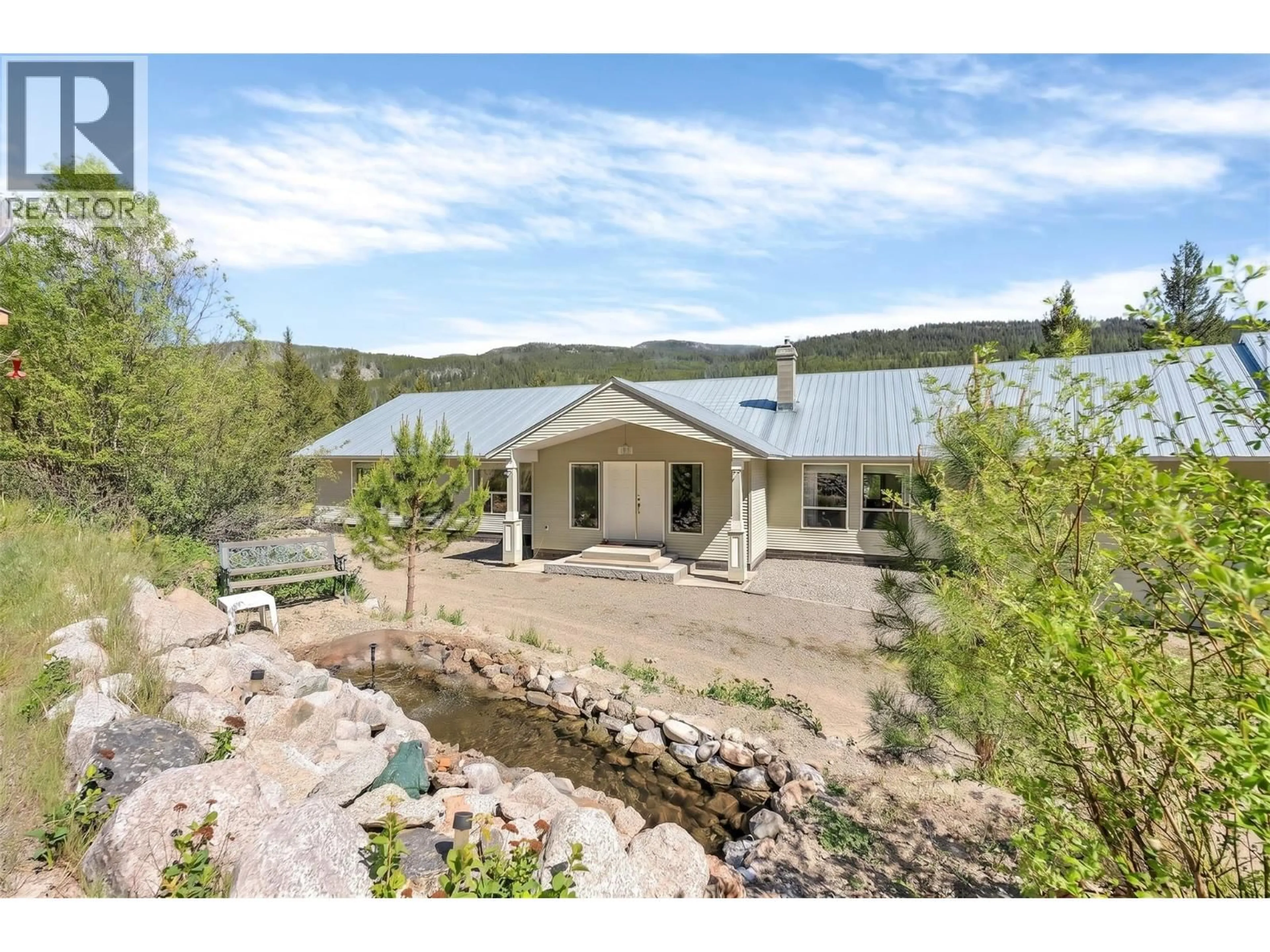 A pic from outside/outdoor area/front of a property/back of a property/a pic from drone, water/lake/river/ocean view for 1698 PRINCETON SUMMERLAND ROAD, Princeton British Columbia V0X1W0